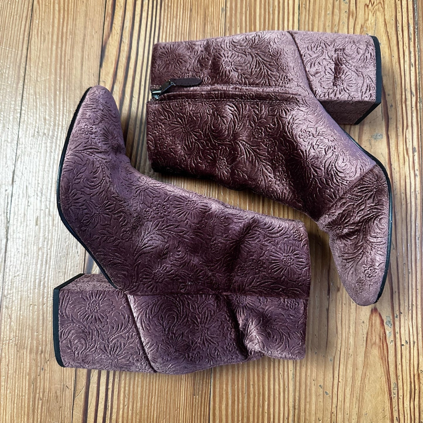 Sam Edelman Taye mauve purple velvet floral embossed ankle bootie SIZE 10