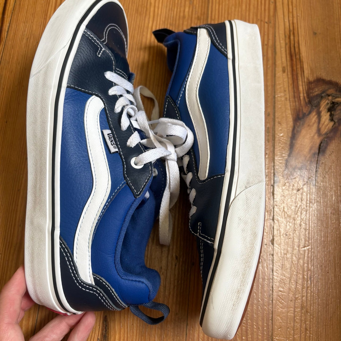 Vans Filmore blue two toned leather lace low top sneakers SIZE 8.5