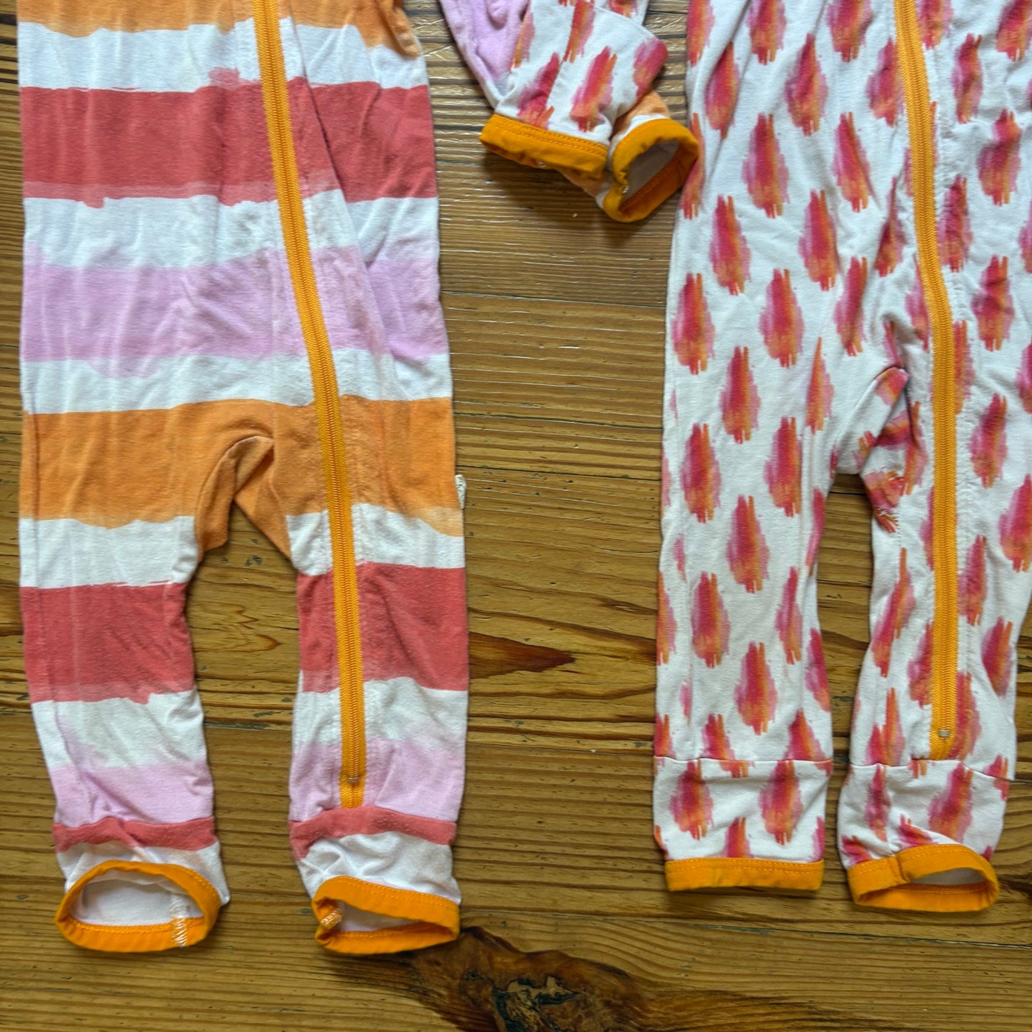 Kozi & Co orange red pattern bamboo full zip bodysuit pajamas SIZE 6-12M