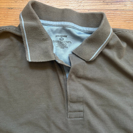 Patagonia gray short sleeve mens polo shirt SIZE XL