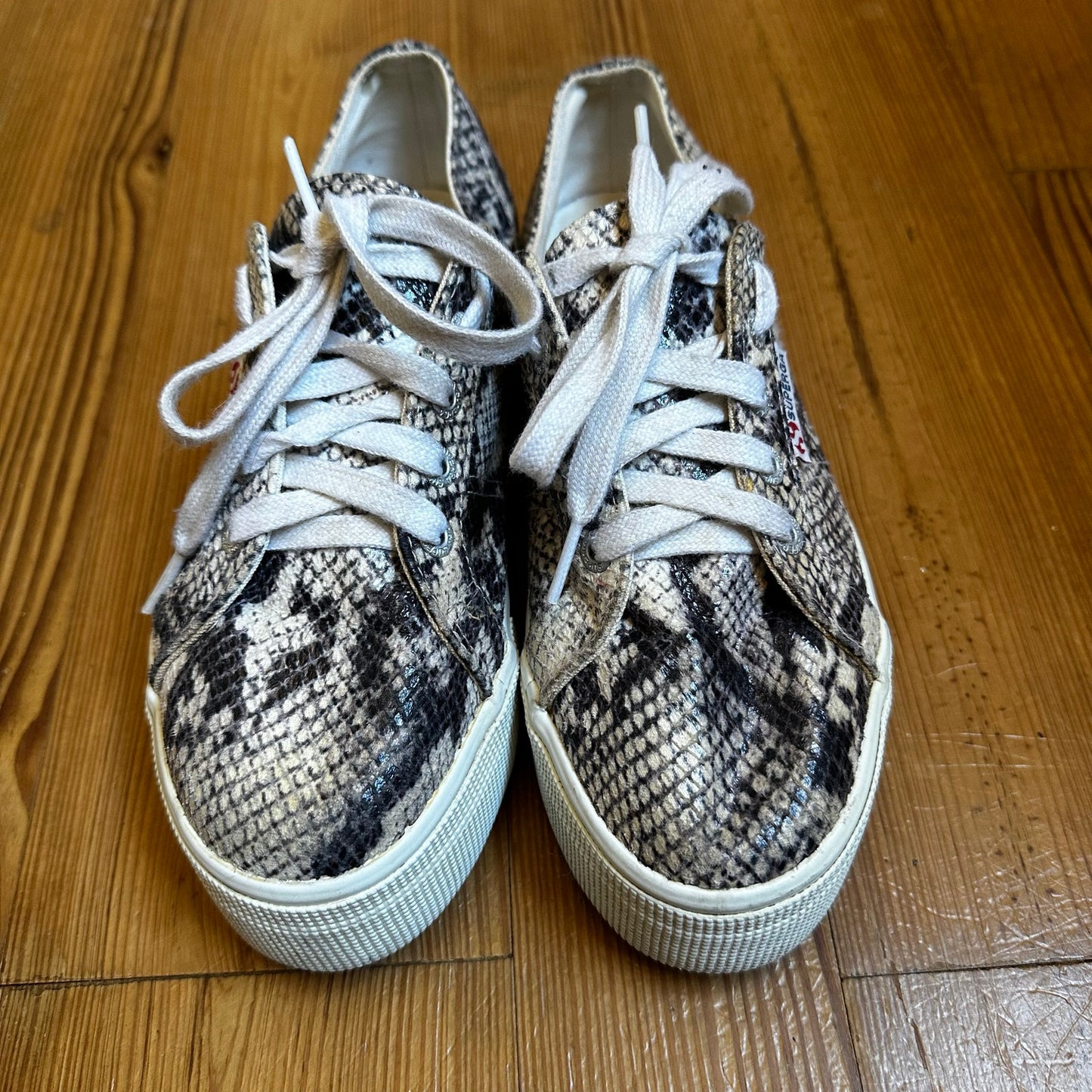 Superga gray cream snakeskin upper platform lace low top sneakers SIZE 7