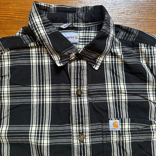 Carhartt black and white checked relaxed fit short sleeve button up shirt SIZE L