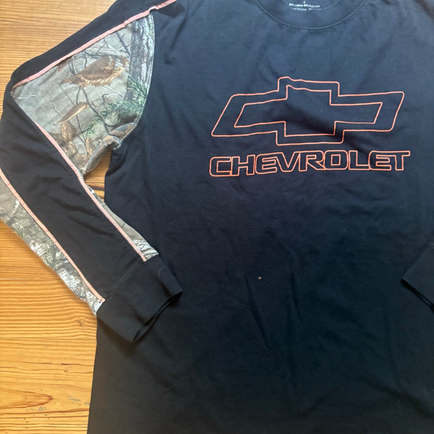 Chevrolet black camo orange long sleeve crew shirt SIZE L