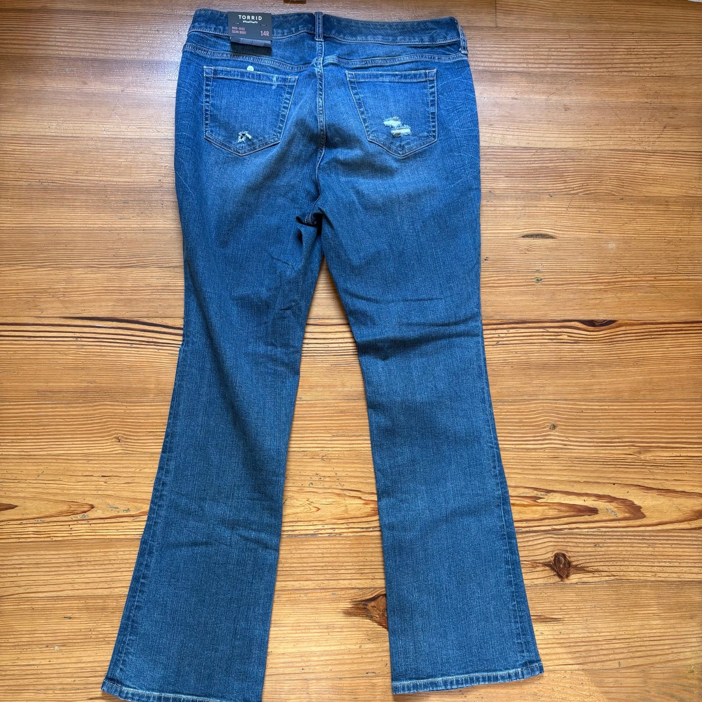 NWT Torrid medium distressed wash mid rise slim boot jeans SIZE 14