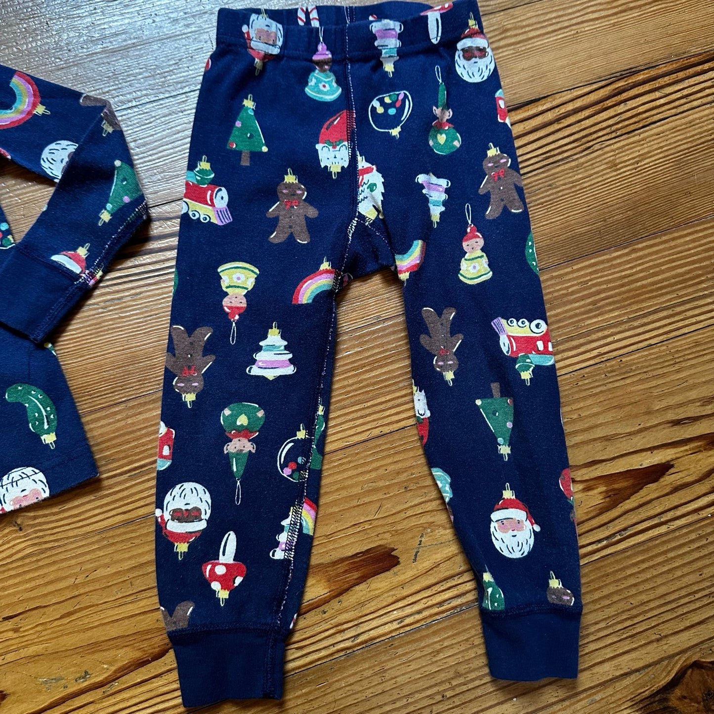 Hanna Andersson navy blue Christmas ornament Santa pajama set SIZE 3T
