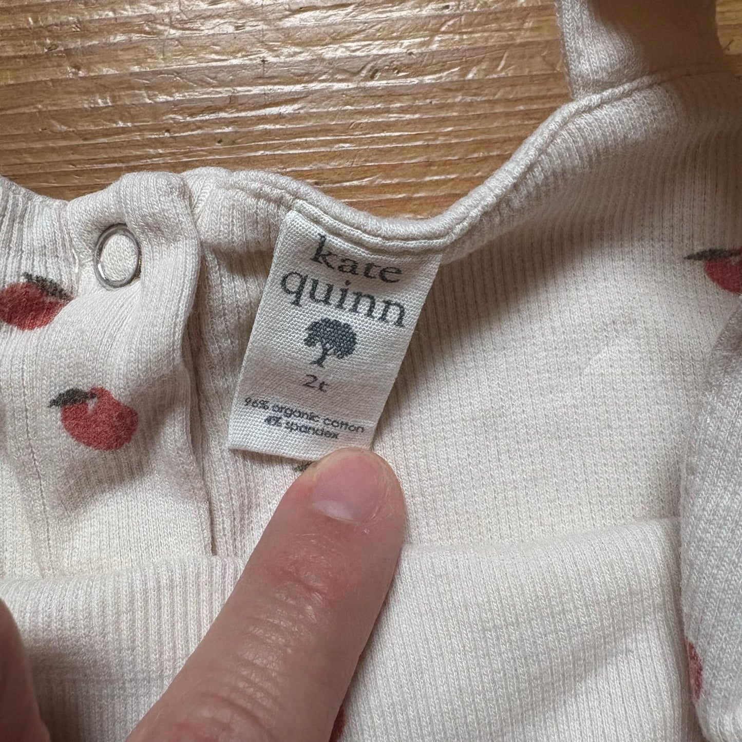 Kate Quinn Organics ivory apple sleeveless pocket front romper SIZE 2T