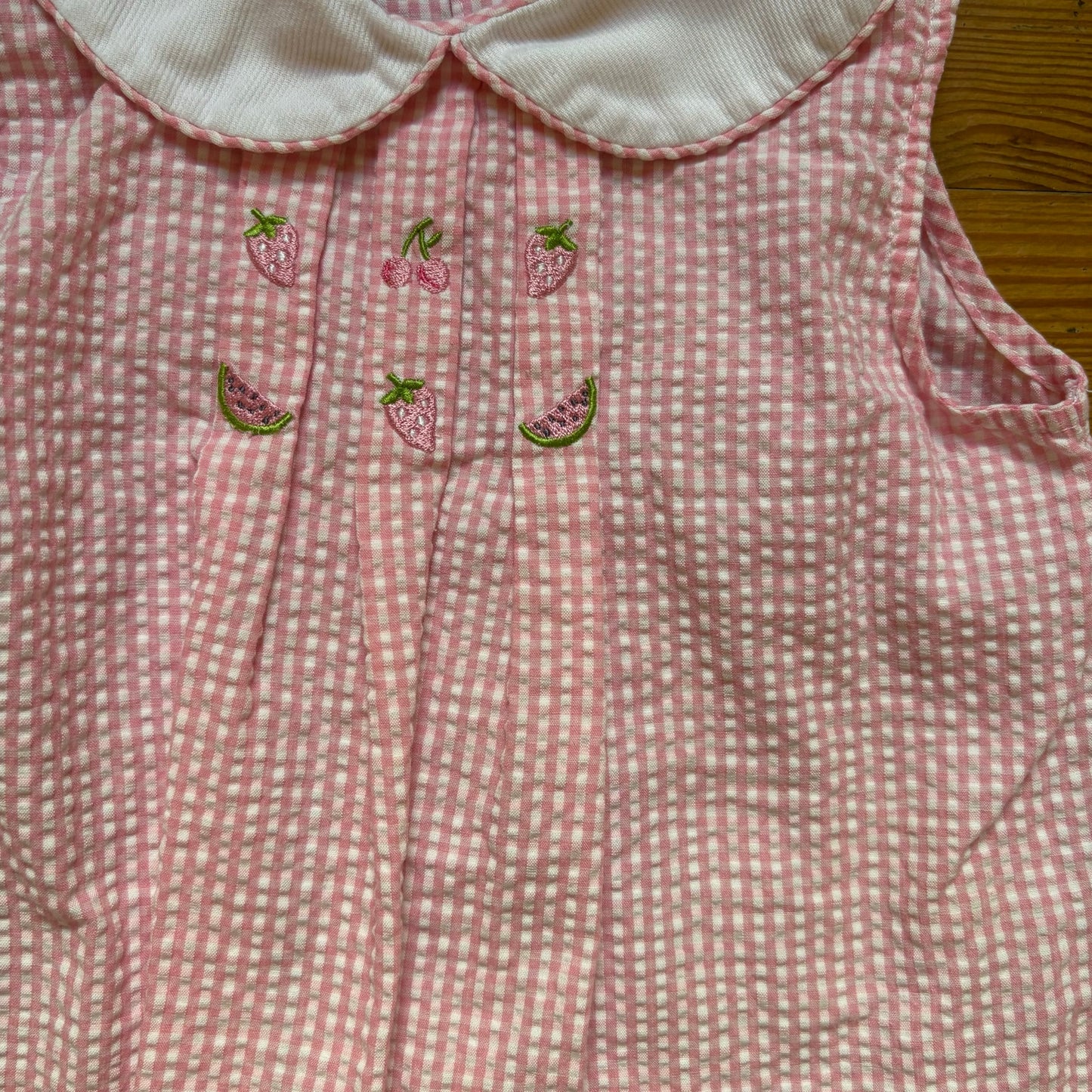 Samara pink white gingham fruit embroidered seersucker collar shirt SIZE 5