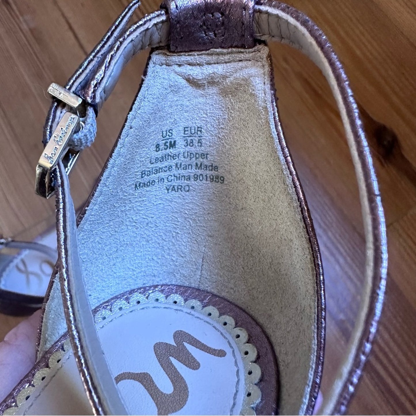 Sam Edelman Yaro soft pink holographic heel SIZE 8.5