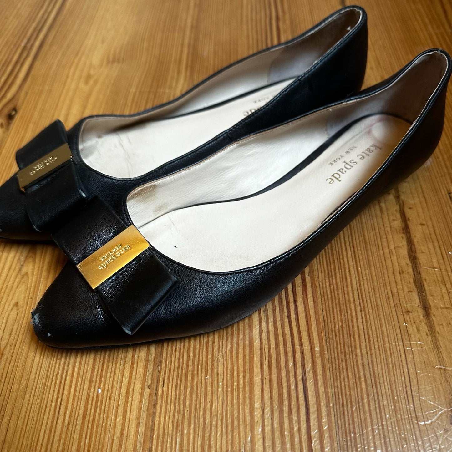 Kate Spade Norah black leather pointed toe bow flats SIZE 6