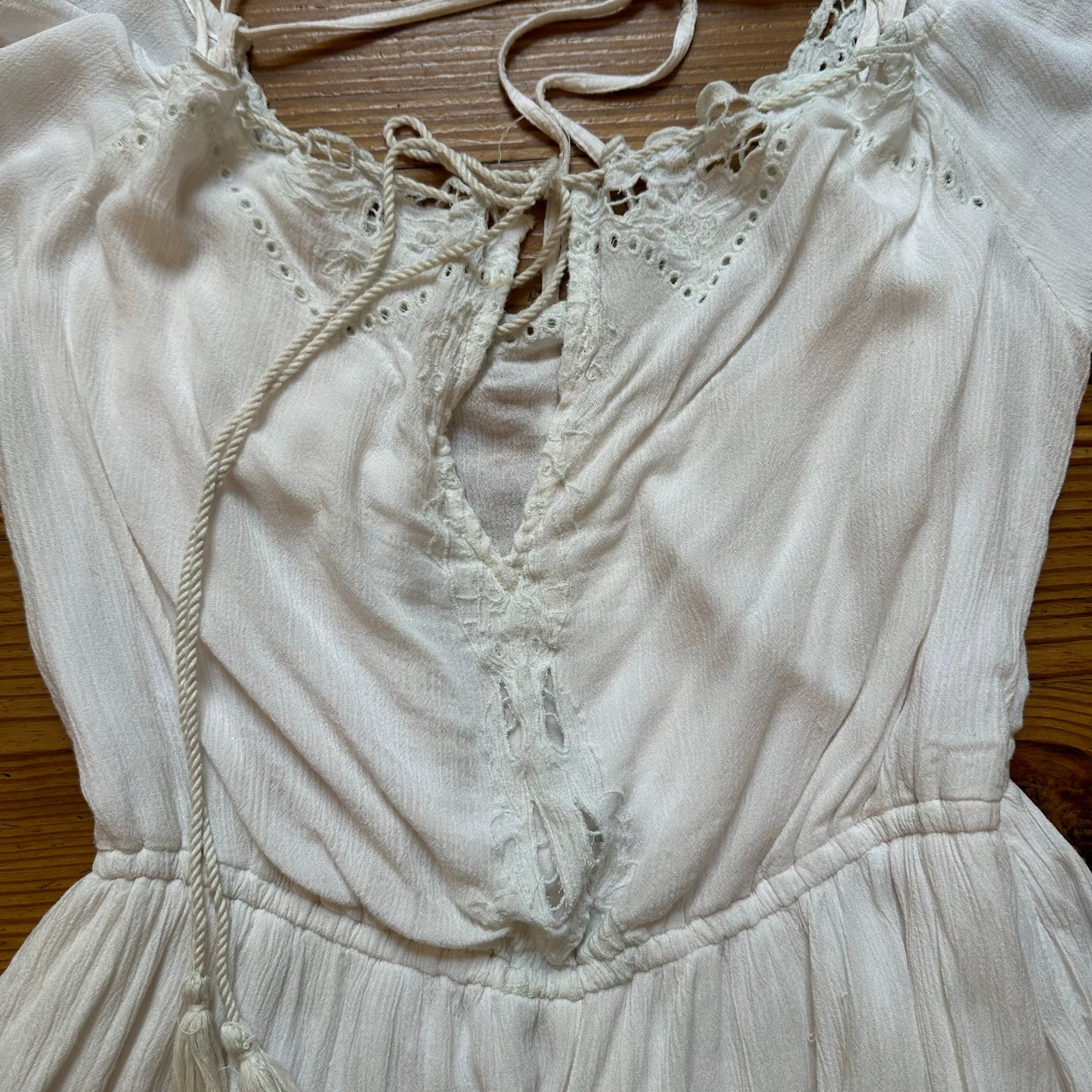 Free People white lace romantic off shoulder eyelet romper SIZE M