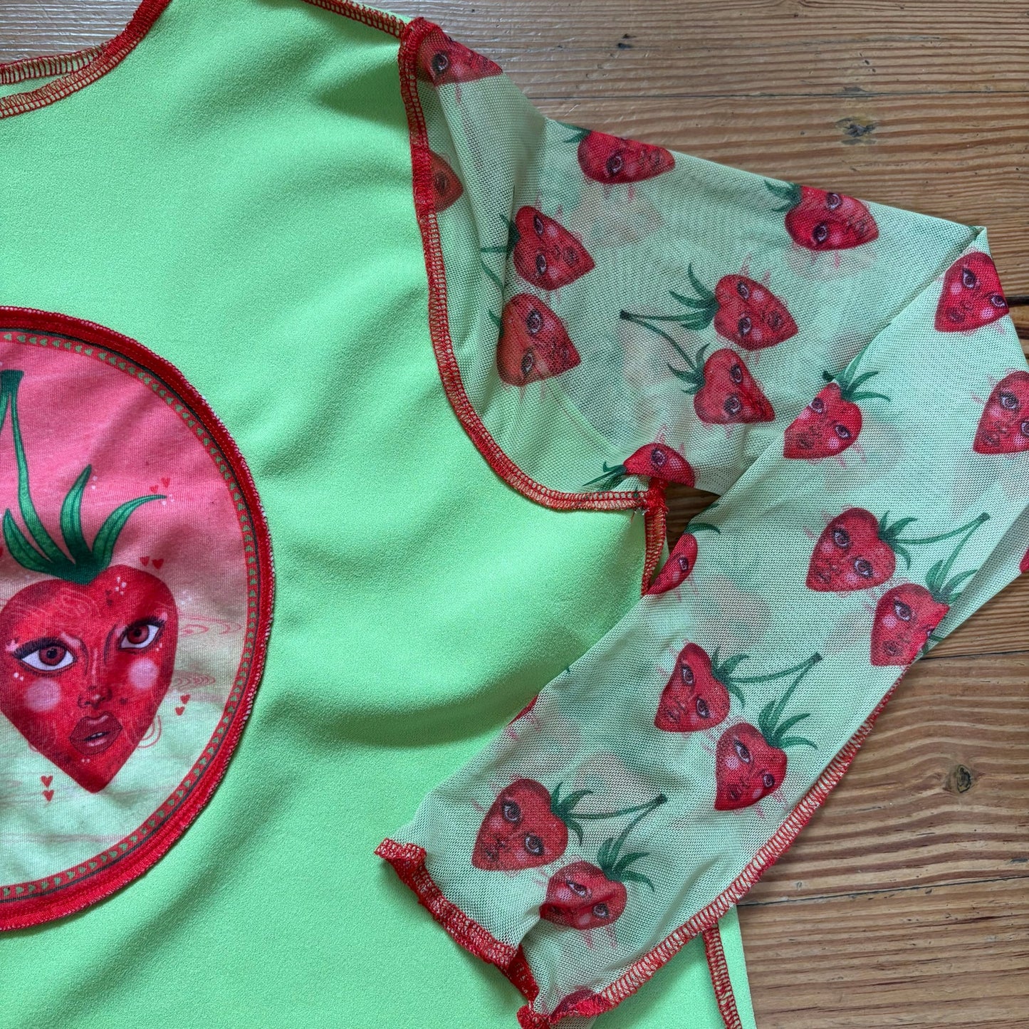 Maddie Page Knitwear lime green red strawberry face sheer sleeve shirt SIZE M