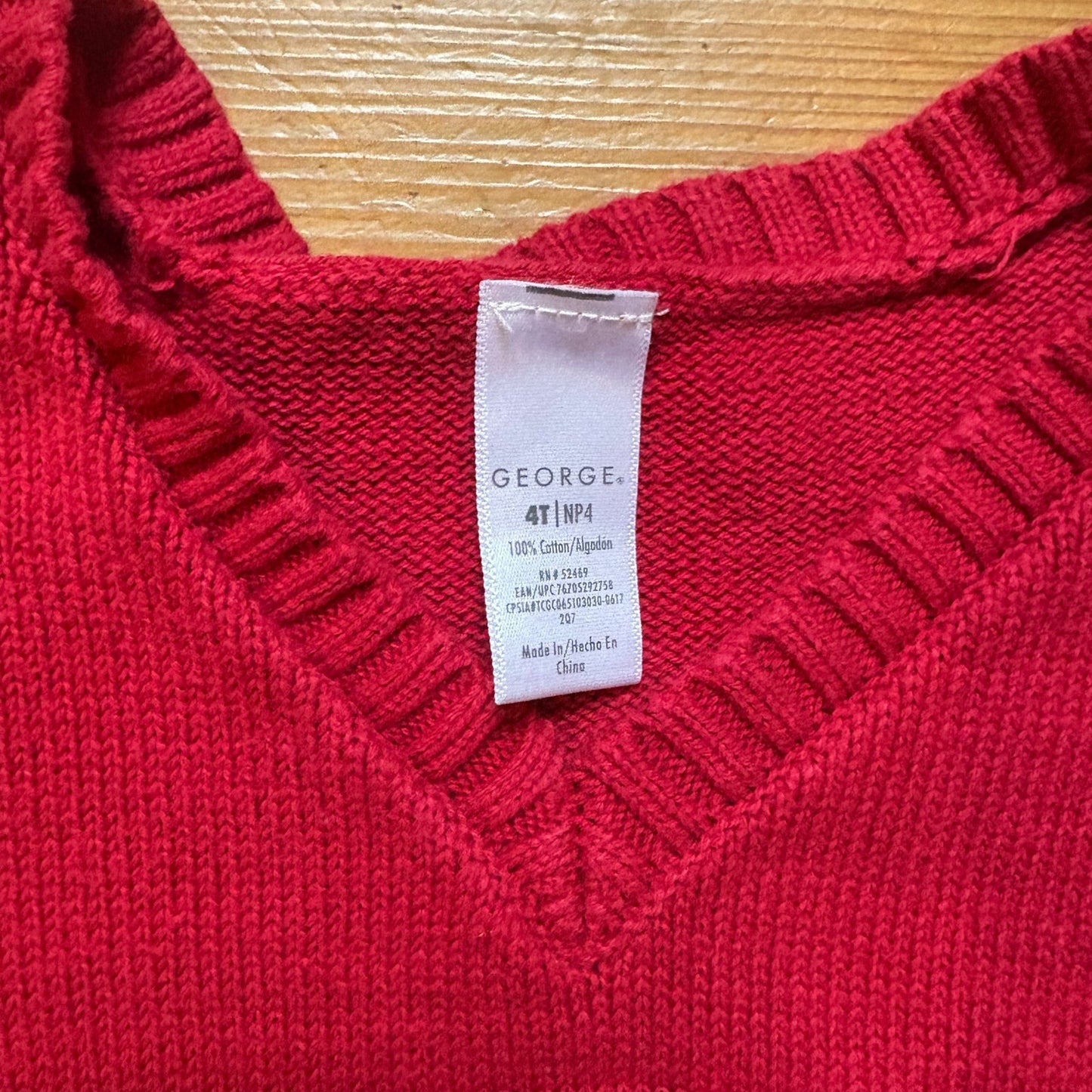 George red black reindeer Christmas boys sweater vest SIZE 4T