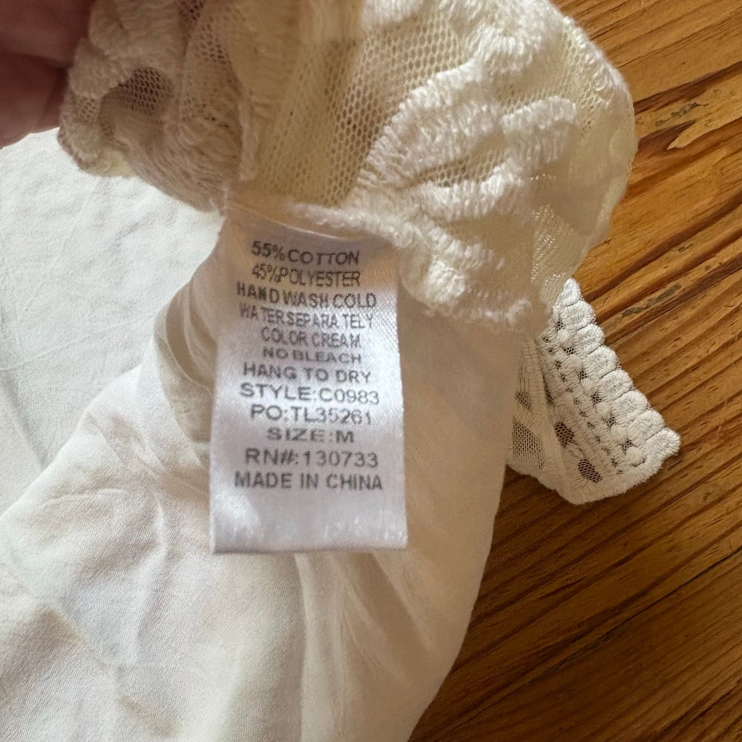 Umgee white lace sheer tie front short sleeve tunic shirt SIZE M