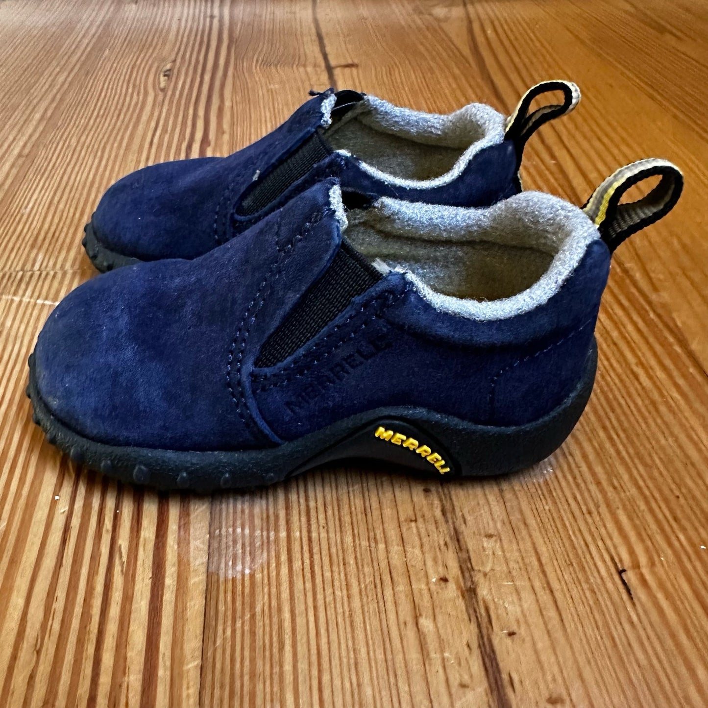 NWOT Merrell navy suede leather slip on loafer rubber sole shoe SIZE 3
