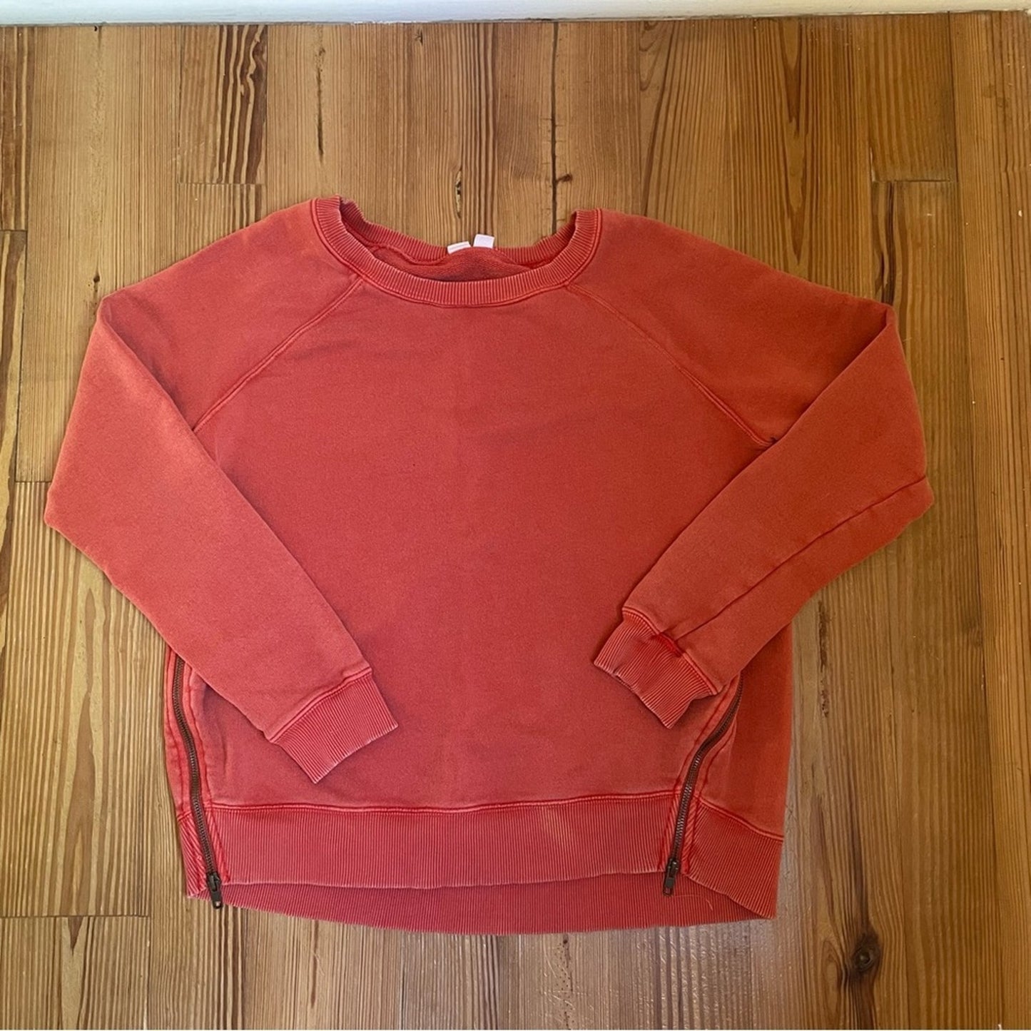 Melrose and Market red crew neck zipper sweater SIZE L