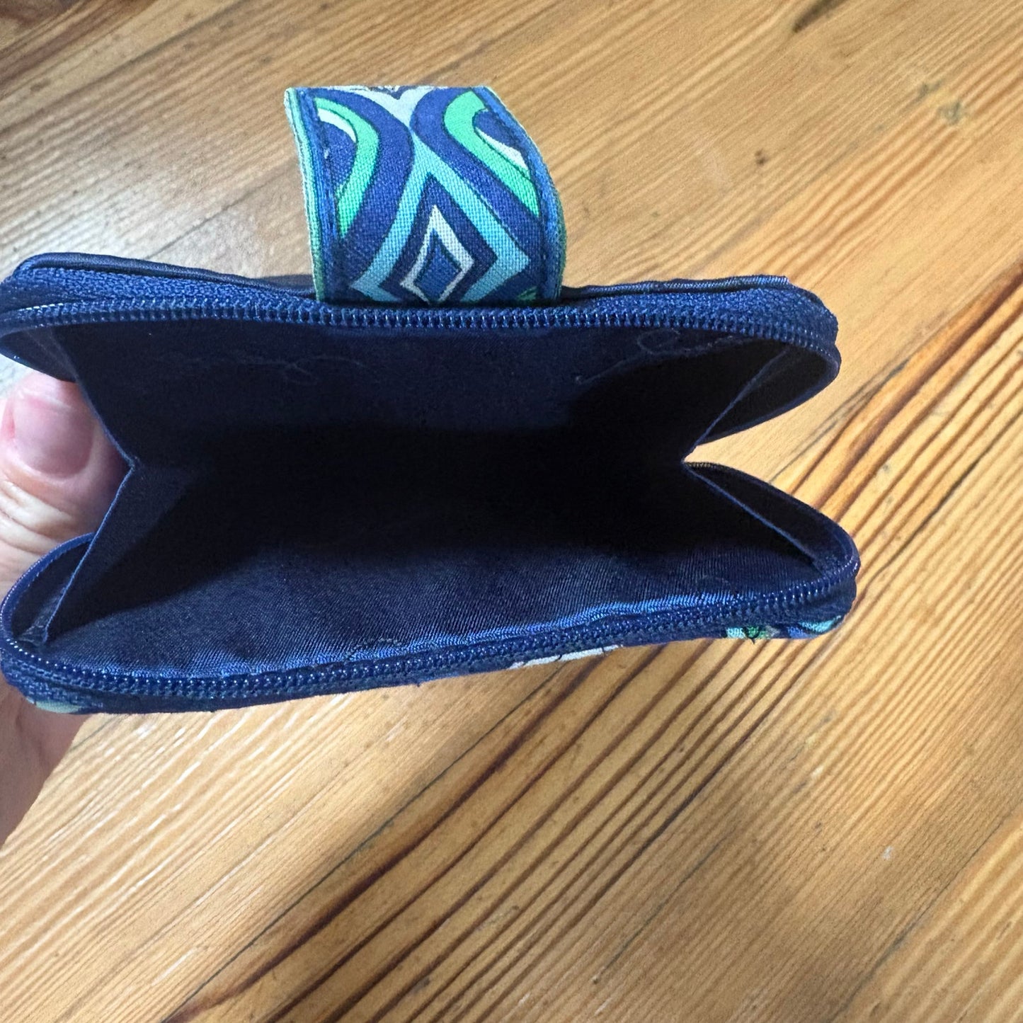 Vera Bradley blue white paisley bi fold coin pocket wallet