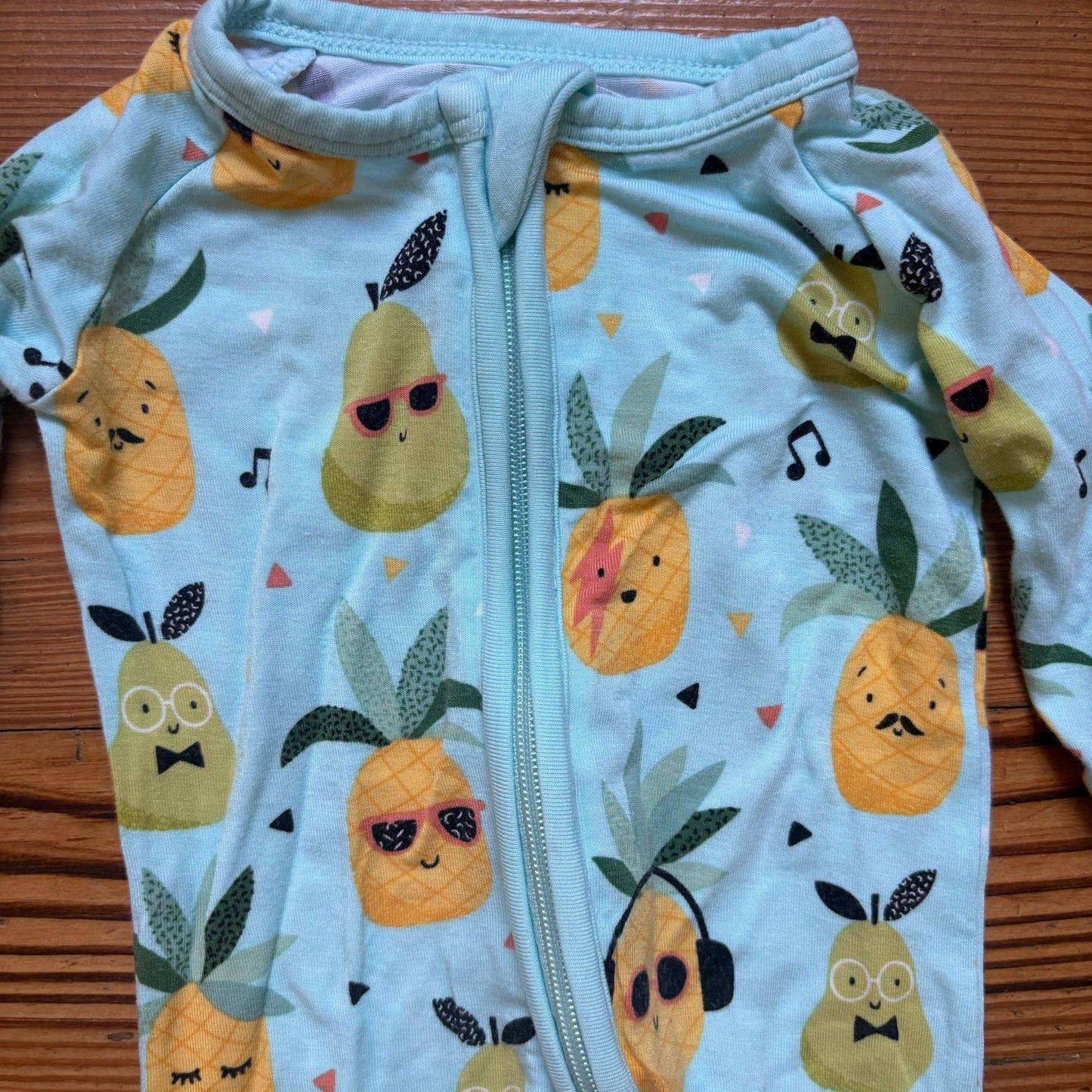 Little Sleepies blue yellow pineapple bamboo pajamas one piece SIZE NB