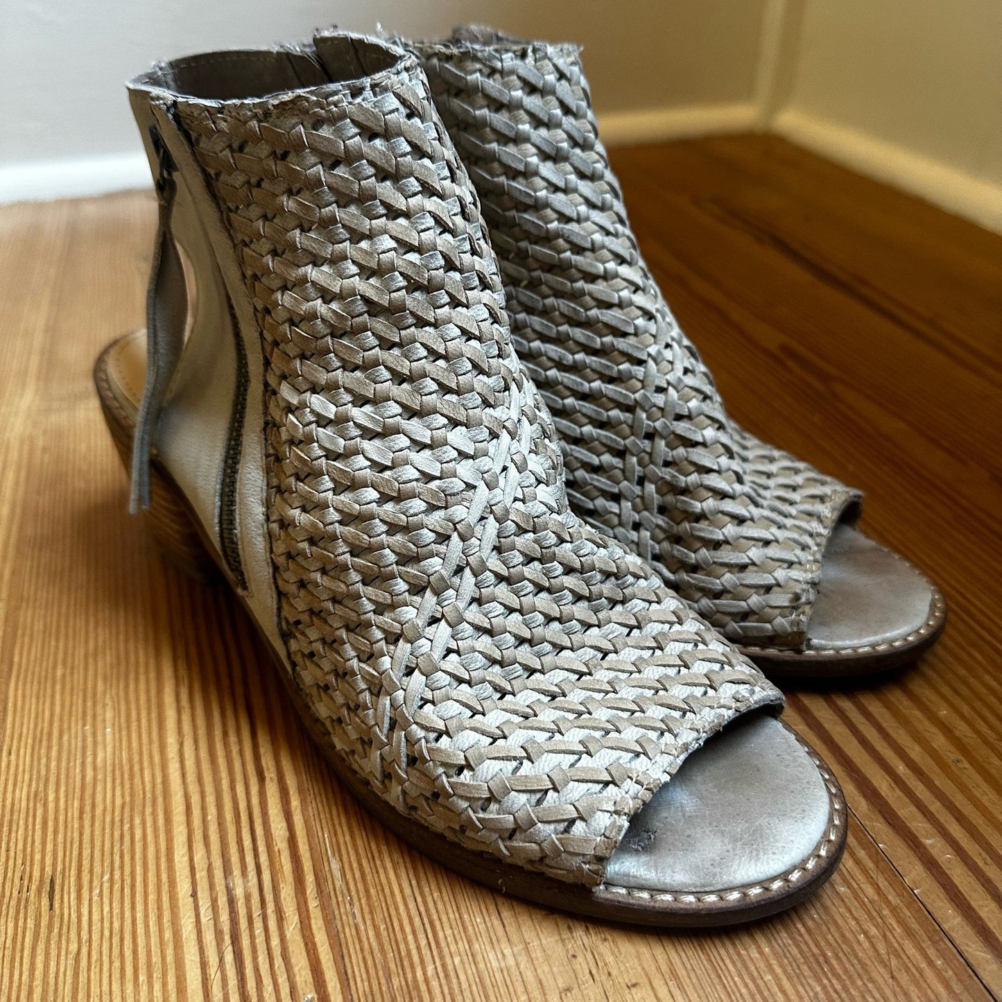Sam Edelman Cooper woven open toe tan leather bootie SIZE 10