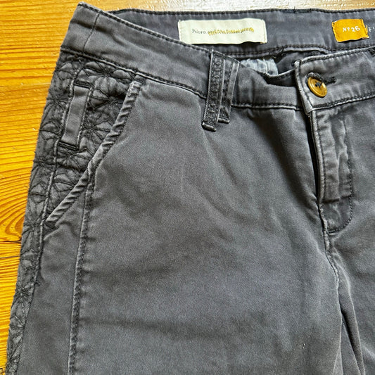 Pilcro by Anthropologie gray geometric embroidered side cropped pant SIZE 26