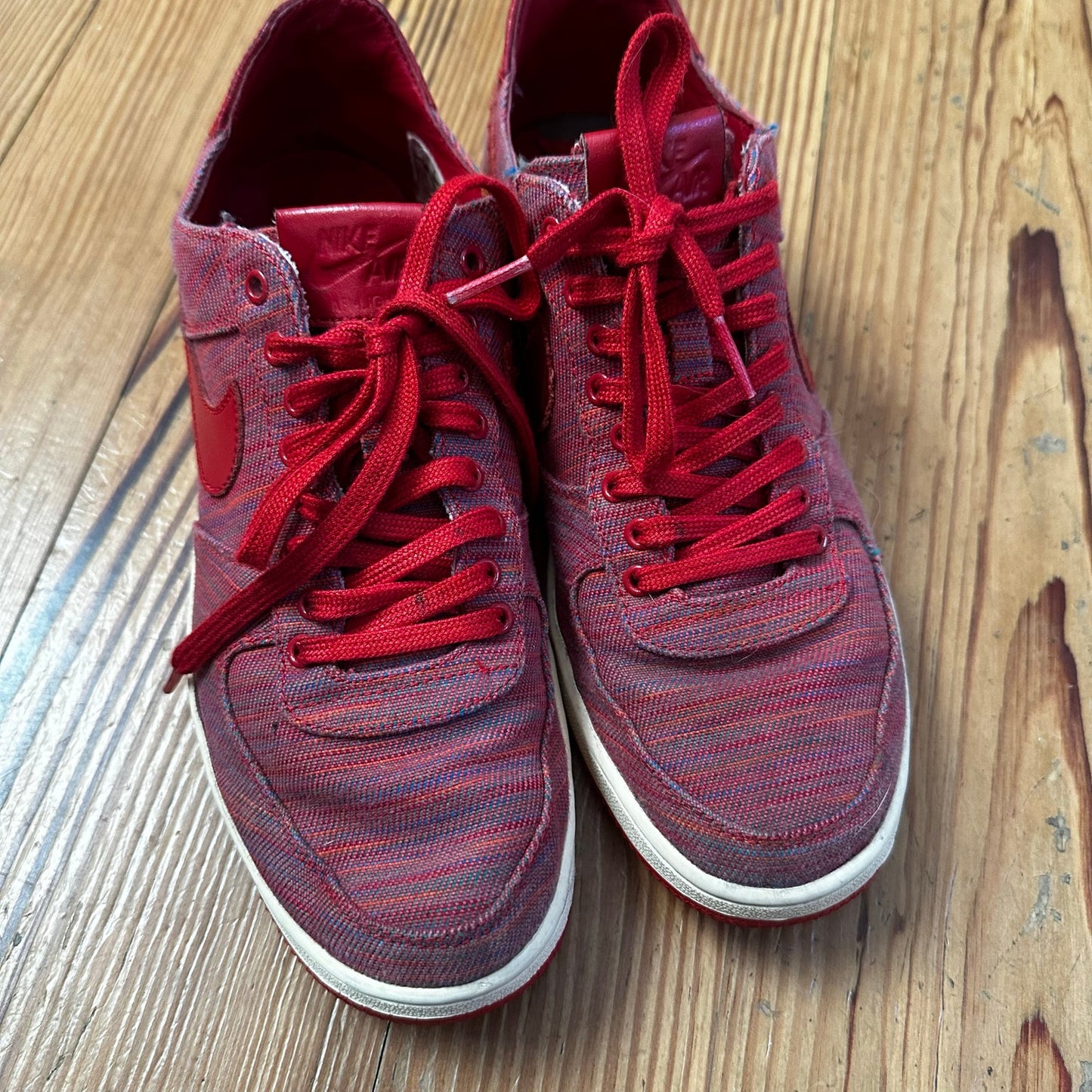 Nike Air Force 1 red textile low top lace sneakers SIZE 9