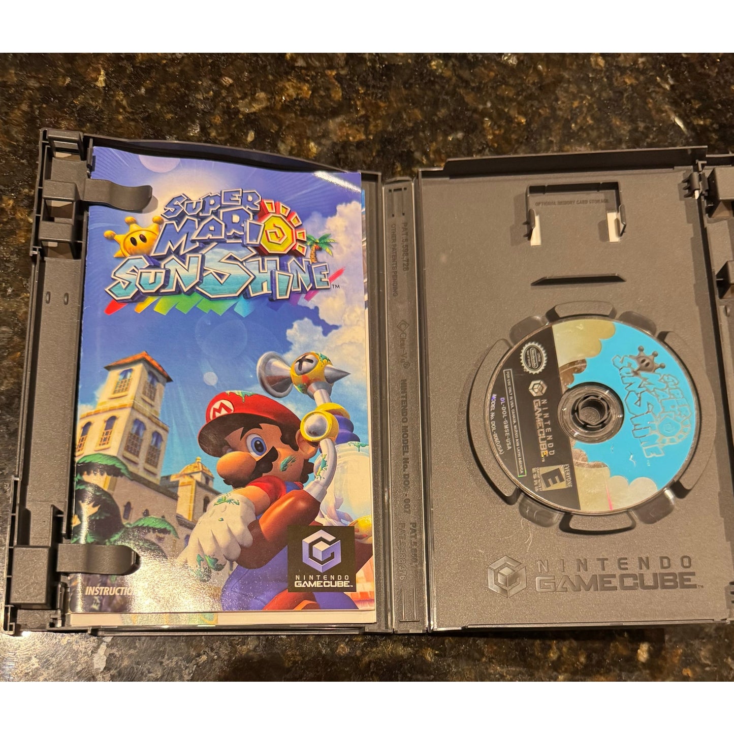 Super Mario Sunshine Video Game For Nintendo Game Cube (With Case & Manual)