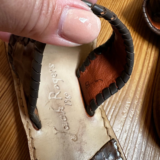 Jack Rogers brown croc design patent leather thong sandal SIZE 8