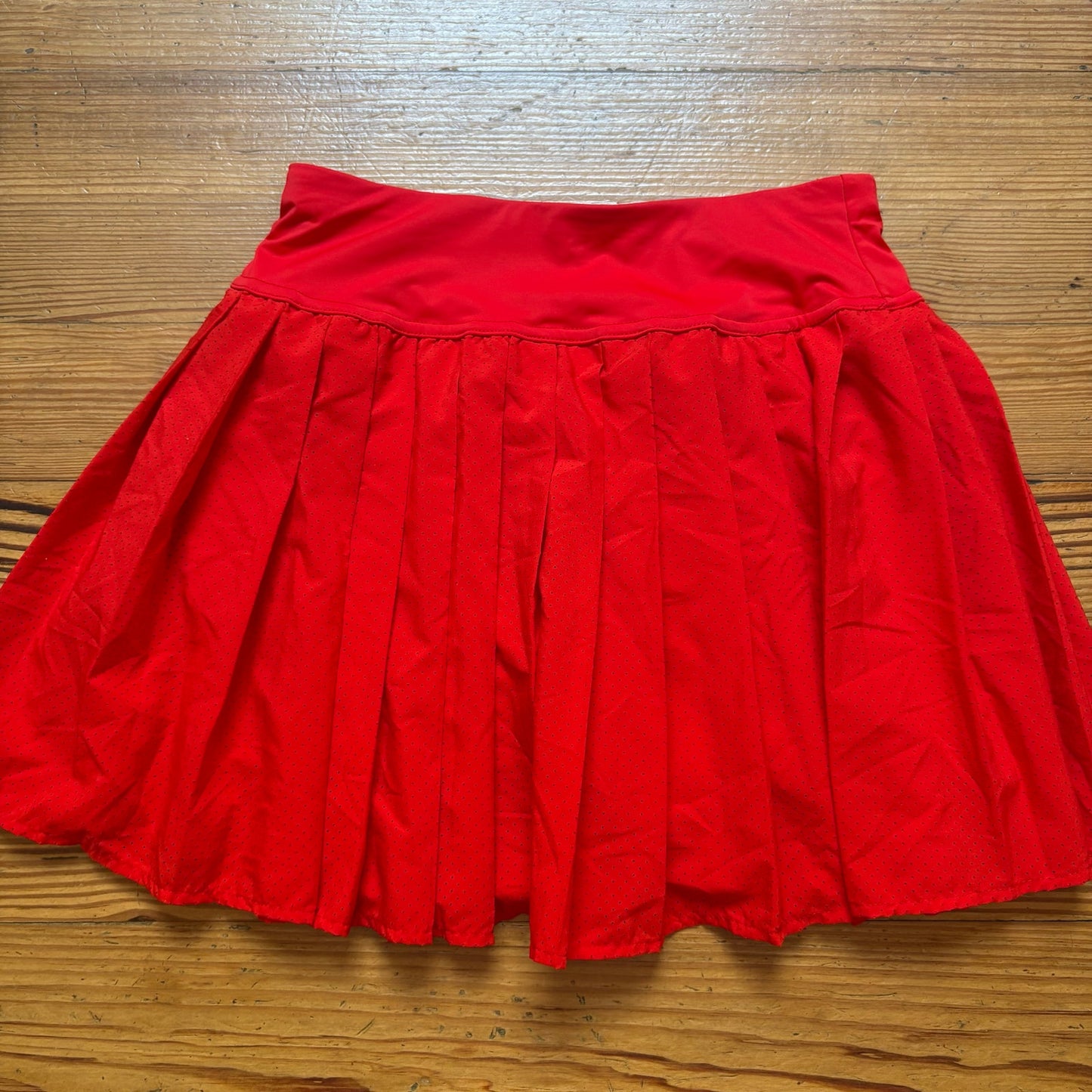 True bright red please athletic mini skort SIZE M