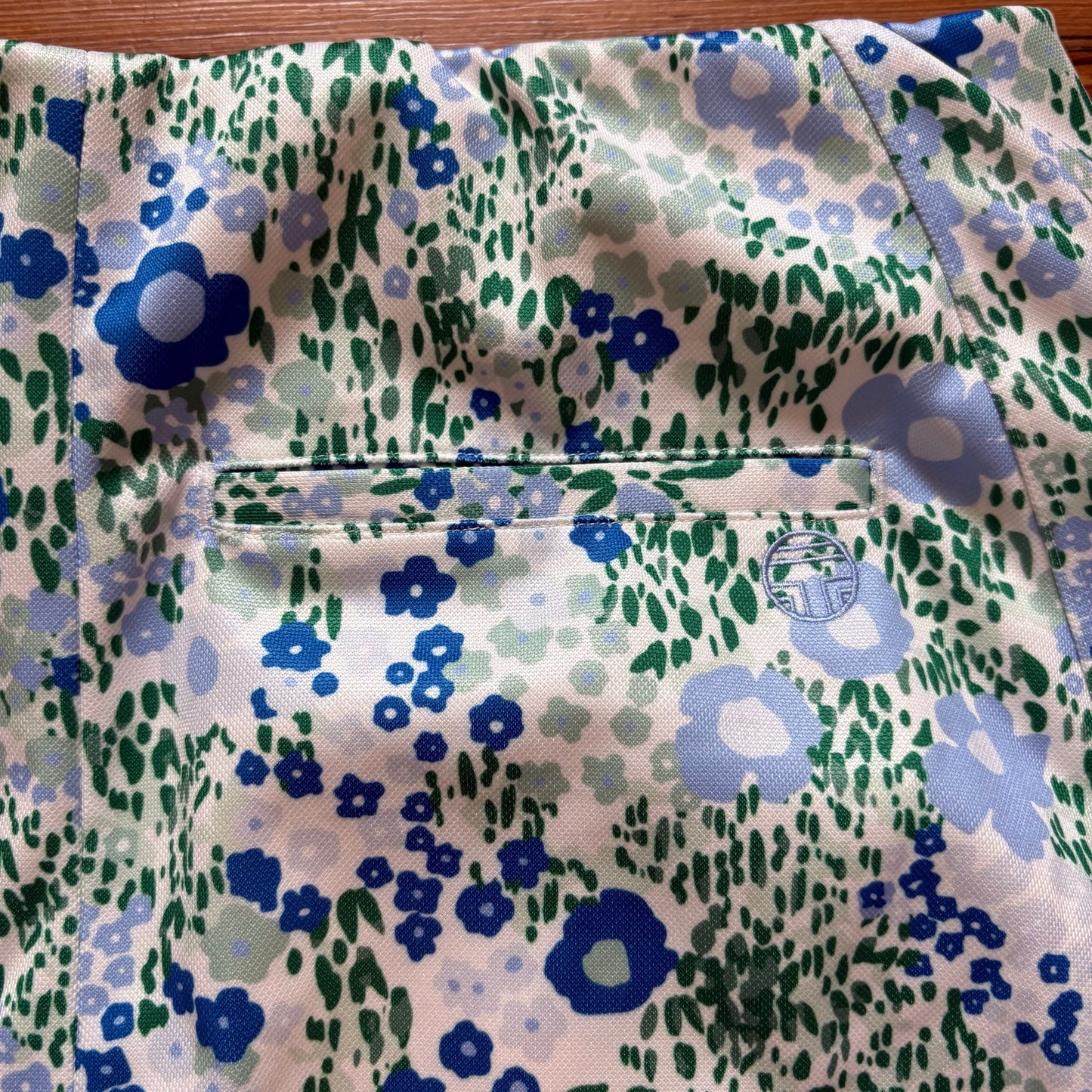 Tory Burch Sport white blue green floral athletic lined skirt SIZE M