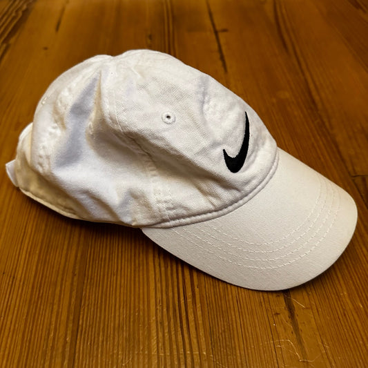 NIKE white toddler adjustable baseball cap