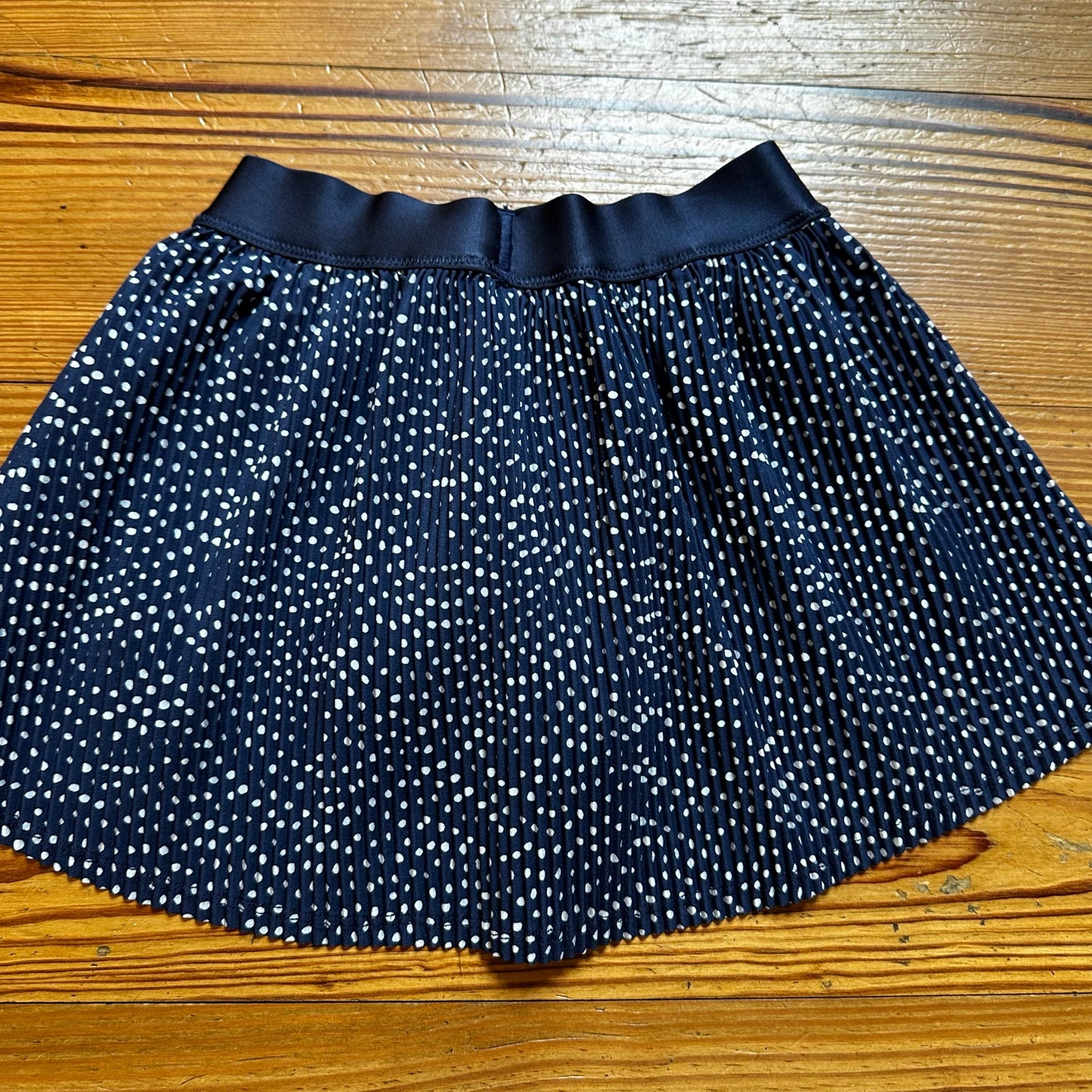 all in motion navy blue polka dot pleated lined active skort SIZE 4