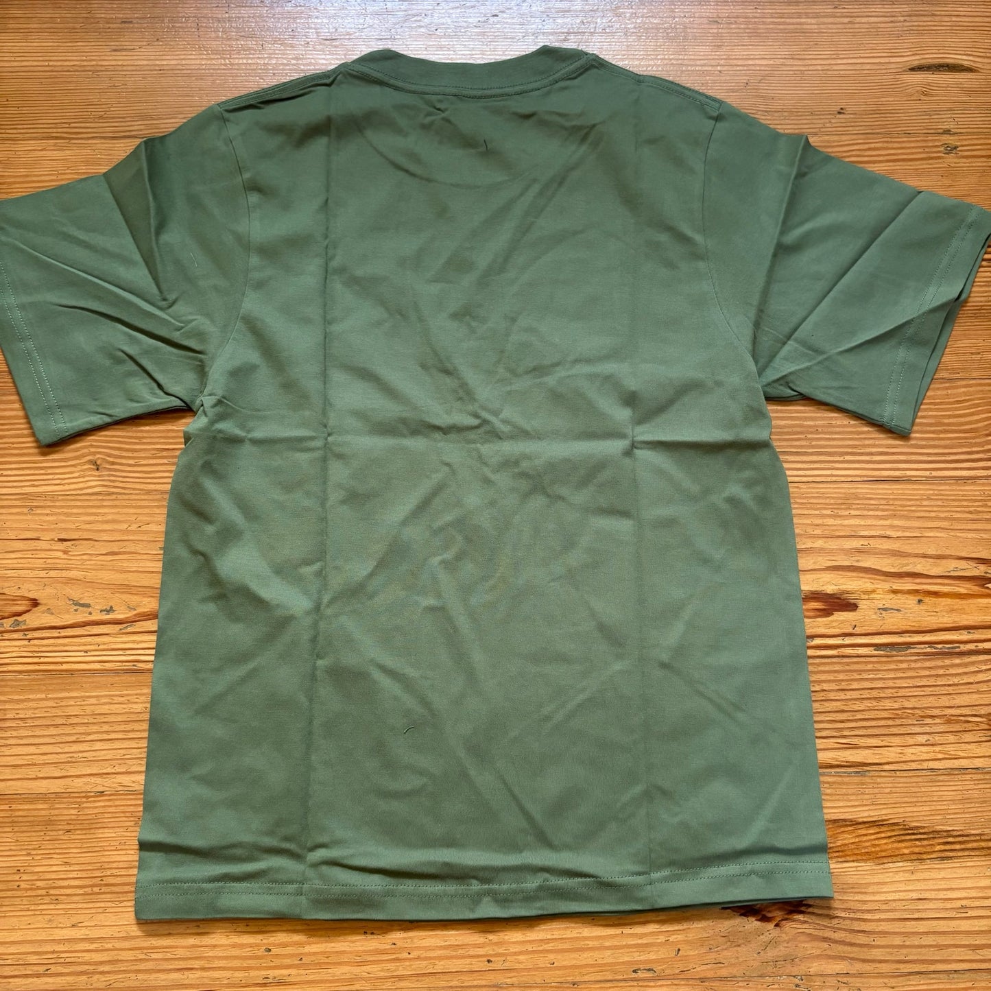 NWT army green introvert fishing graphic short sleeve shirt SIZE S