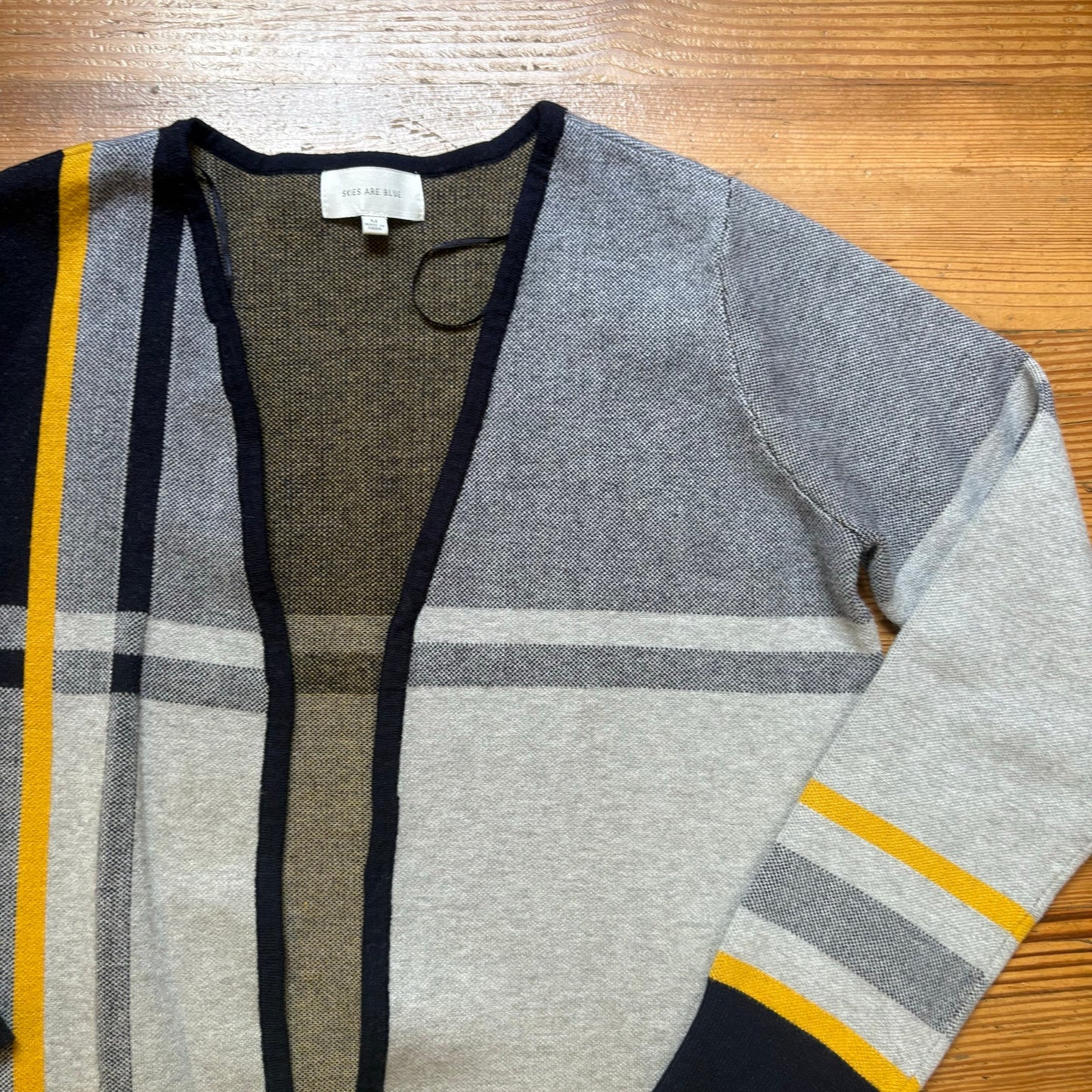 Skies Are Blue gray blue striped geometric open cardigan sweater SIZE M