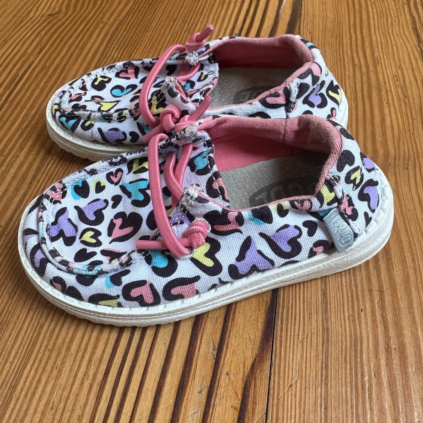 Hey Dude white colorful hearts slip on toddler shoe SIZE 7