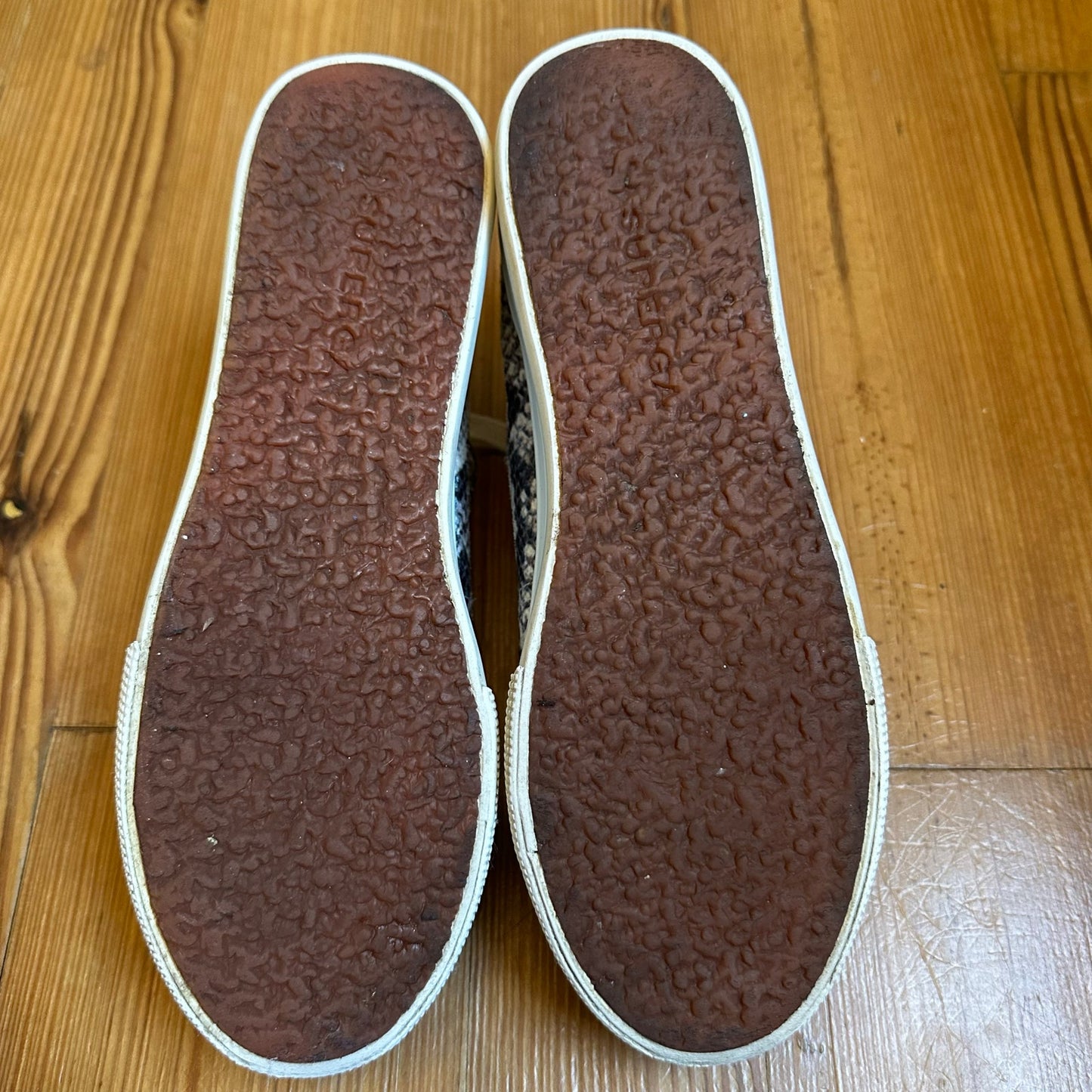 Superga gray cream snakeskin upper platform lace low top sneakers SIZE 7
