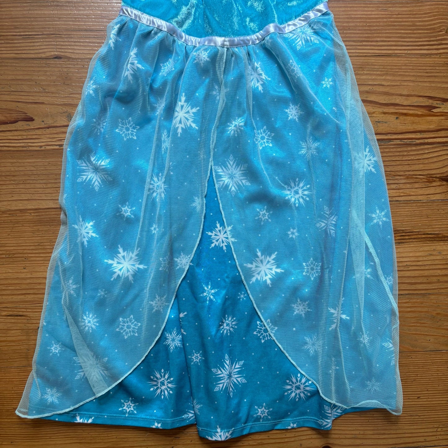 Disney Frozen Elsa light blue velvet sheer overlay short sleeve dress SIZE M