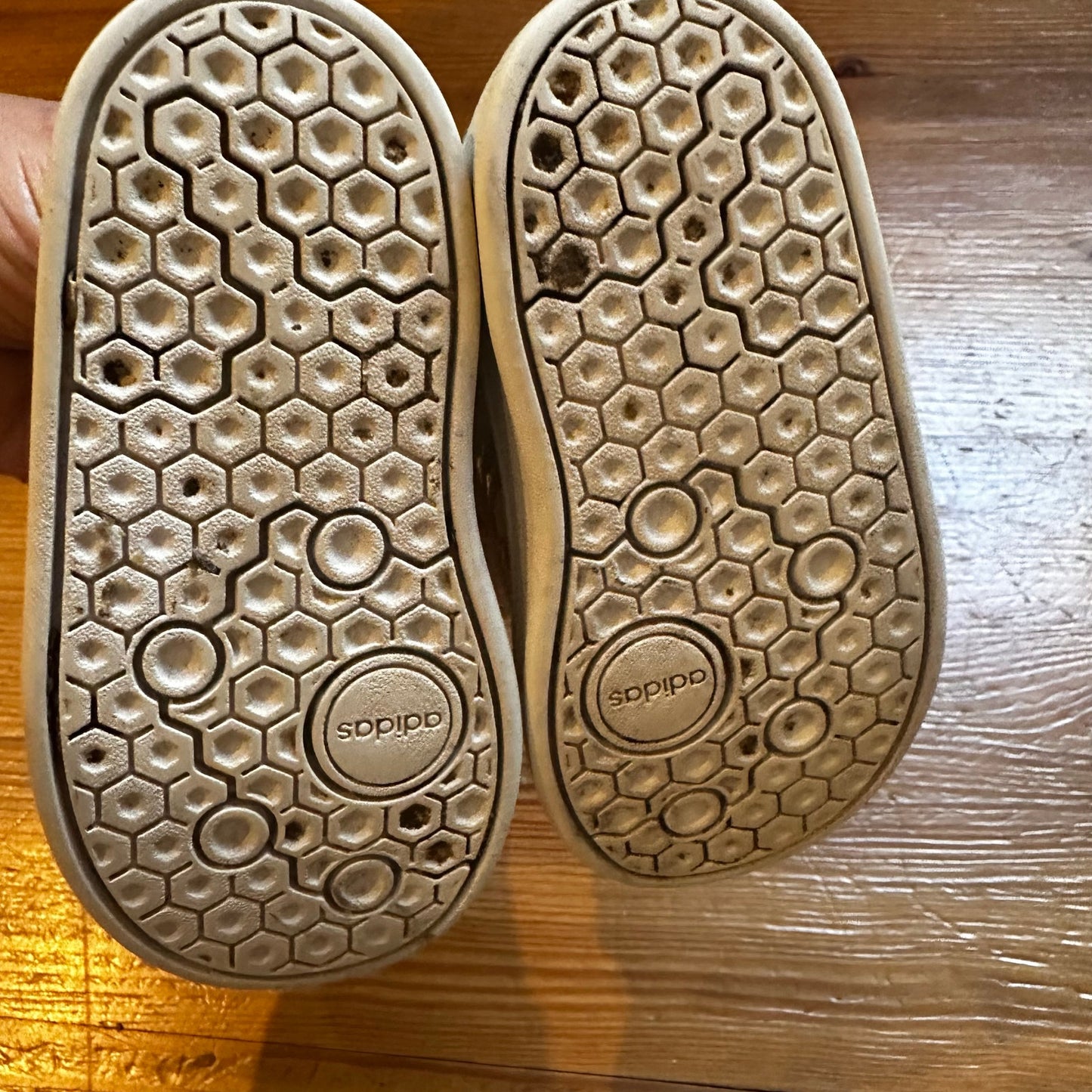 Adidas white holographic lines easy one baby sneakers SIZE 5