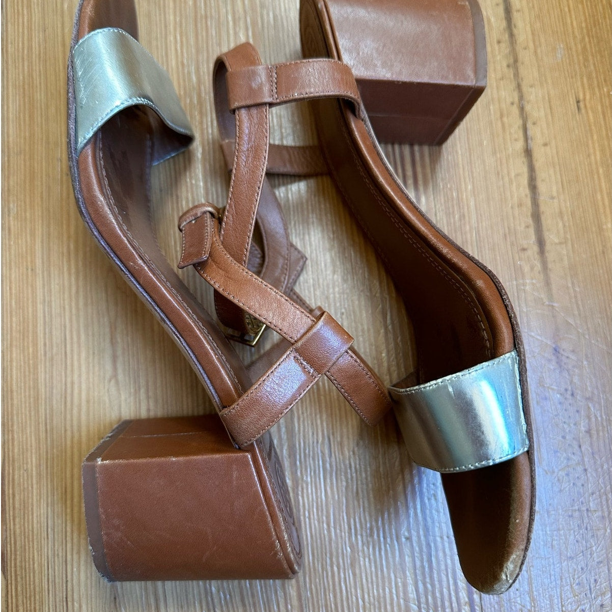 Tory Burch Laurel brown leather blocked heeled gold strap sandal SIZE 9.5