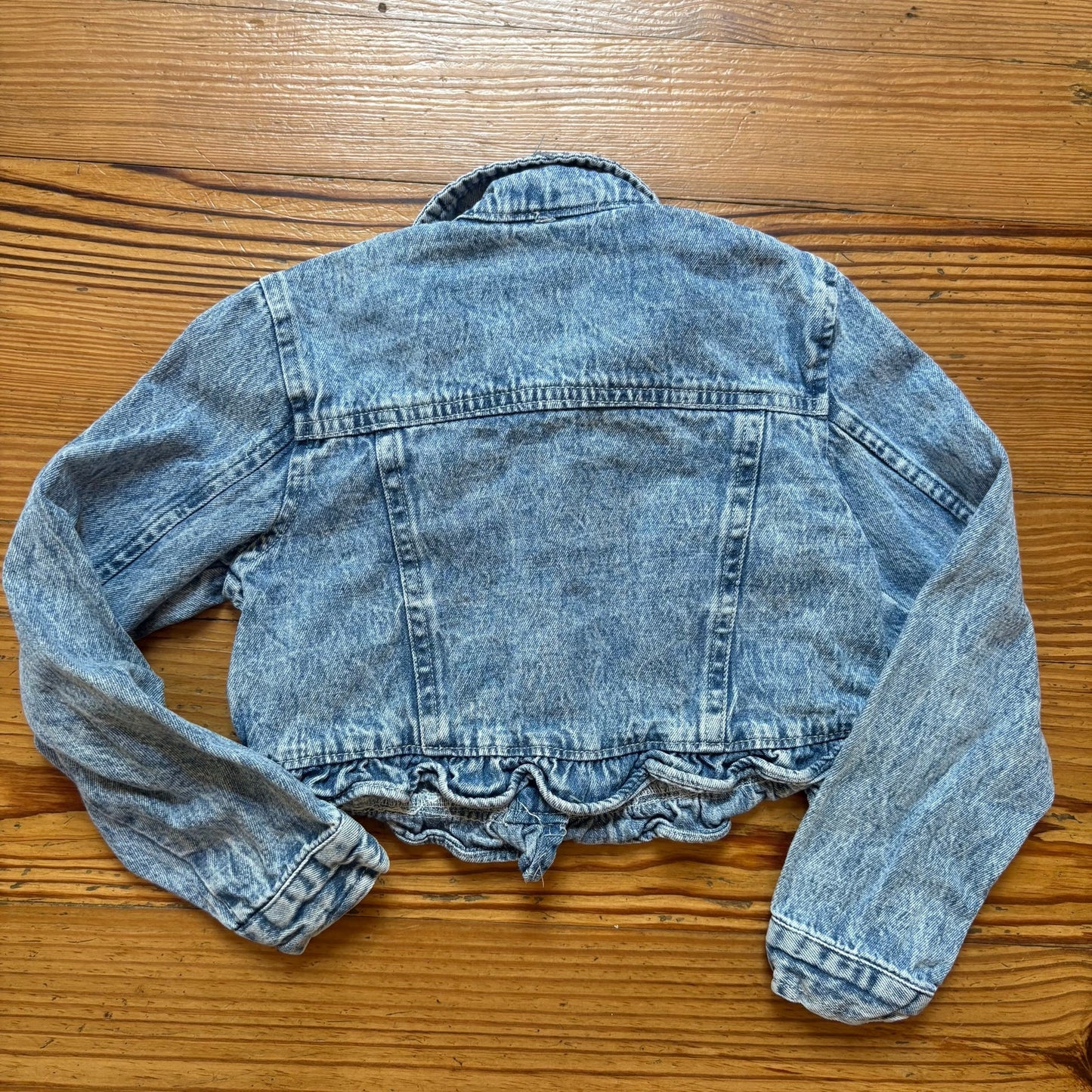 Little Lass medium wash embroidered heart cropped ruffle trim jean jacket SIZE 5