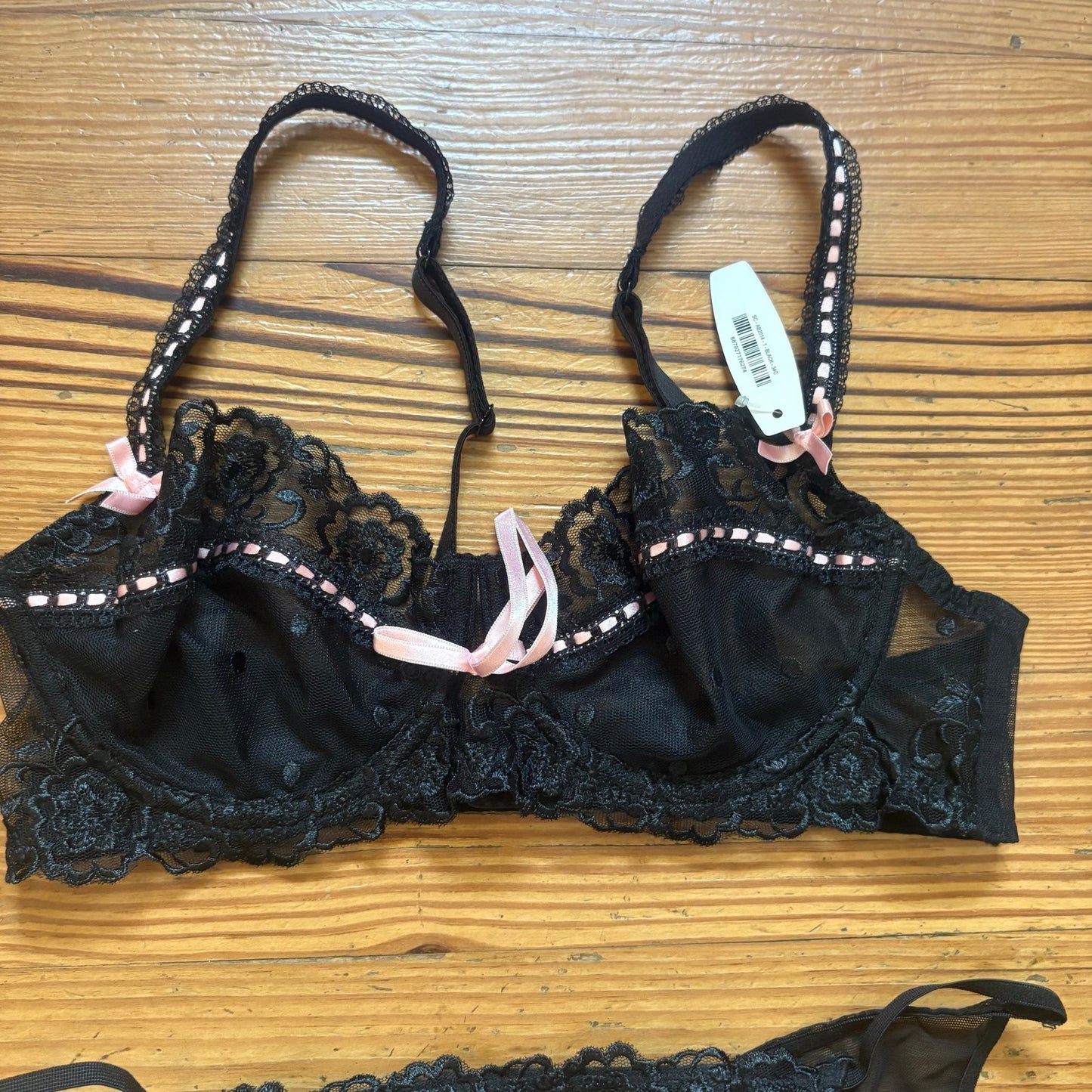 NWT Adore Me black lace pink ribbion accent bra pantie set SIZE M
