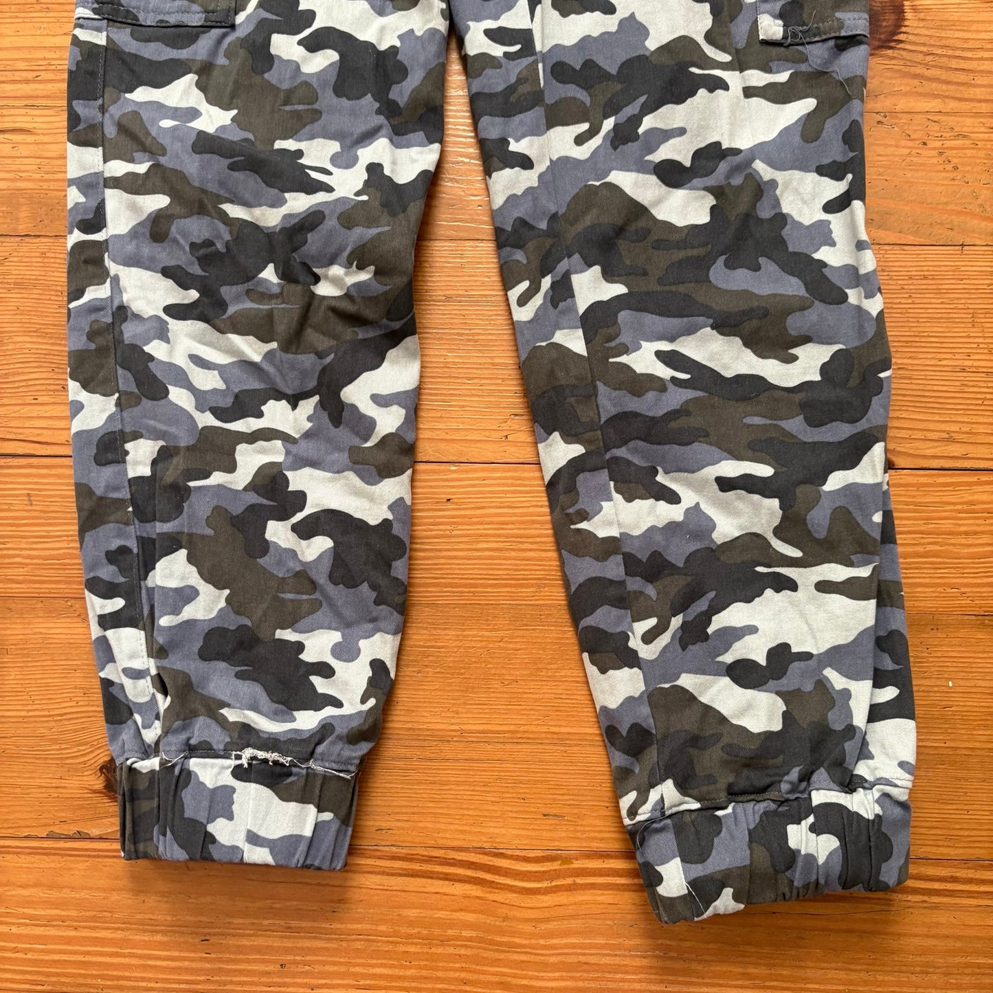 Almost Famous blue army camo print jogger pants SIZE M