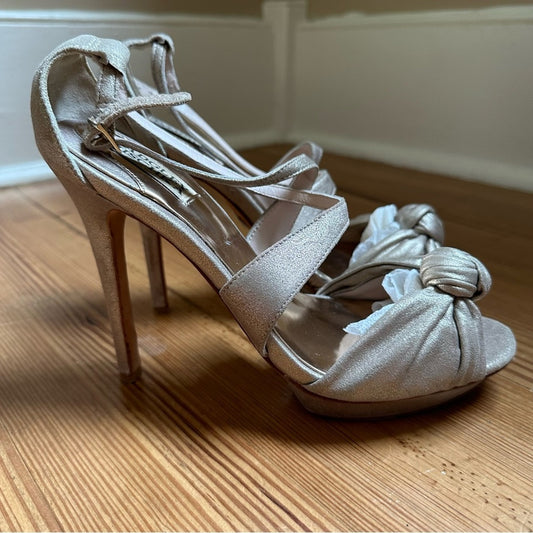 Badgley Mischka gold leather criss cross knot formal heels SIZE 8