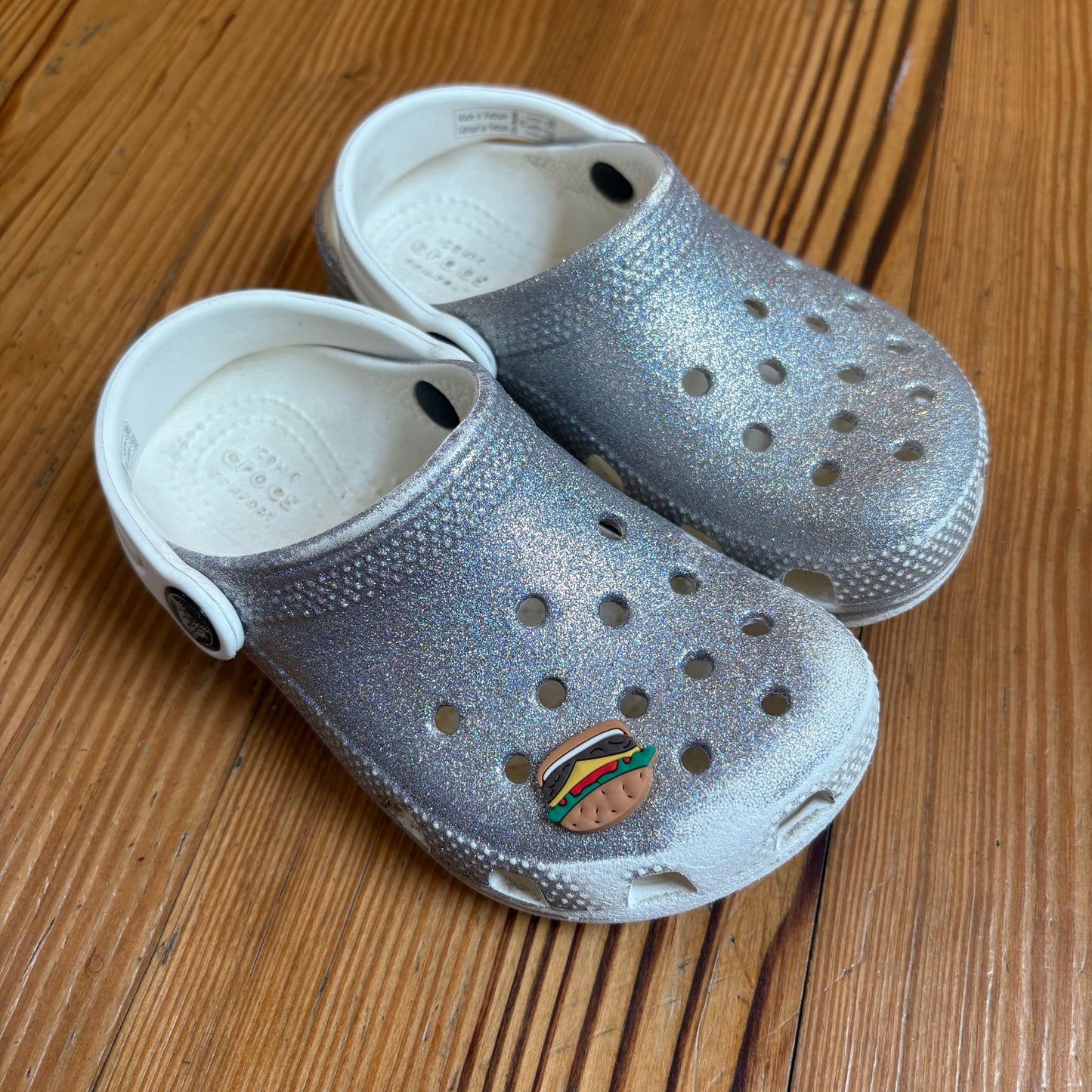 Crocs white silver glitter classic slip on child clog sandal SIZE 10