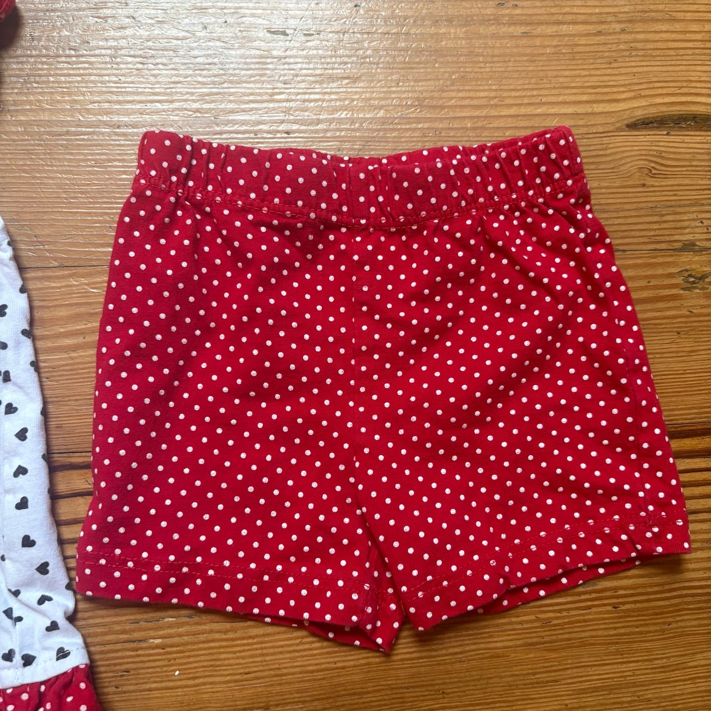 DDG Darlings white red polka dot ladybug sleeveless shirt short set SIZE 24M
