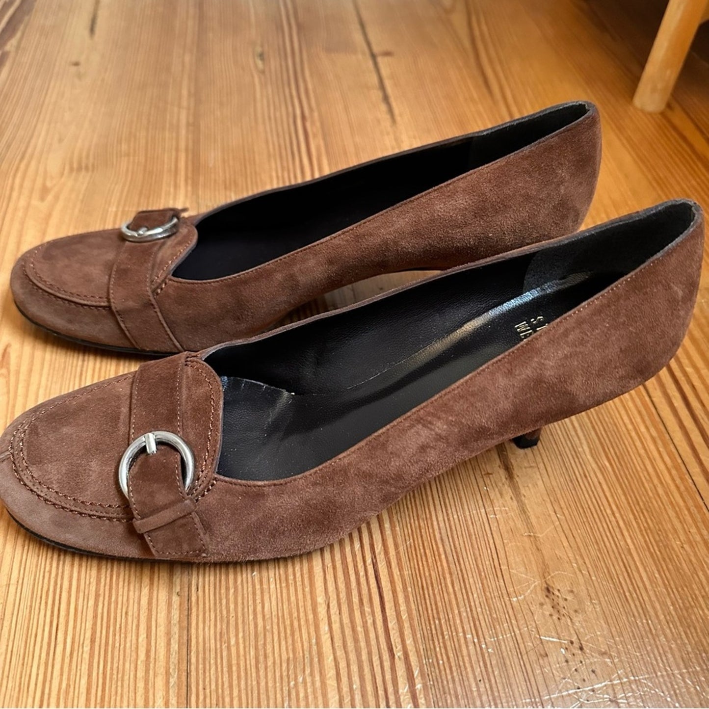Stuart Weitzman brown suede leather kitten heel pump SIZE 7.5