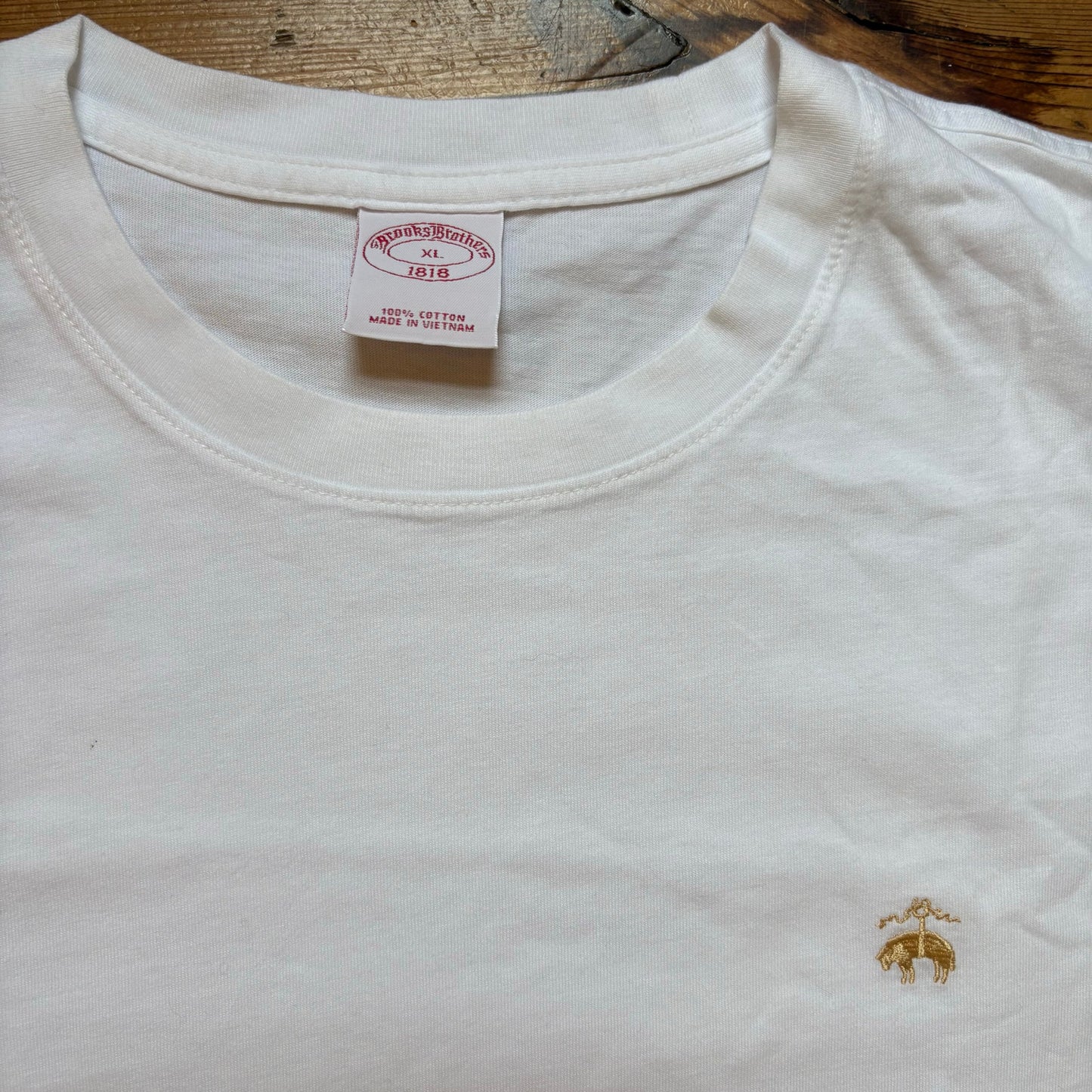 NWOT Brooks Brothers white cotton gold logo short sleeve mens shirt SIZE XL