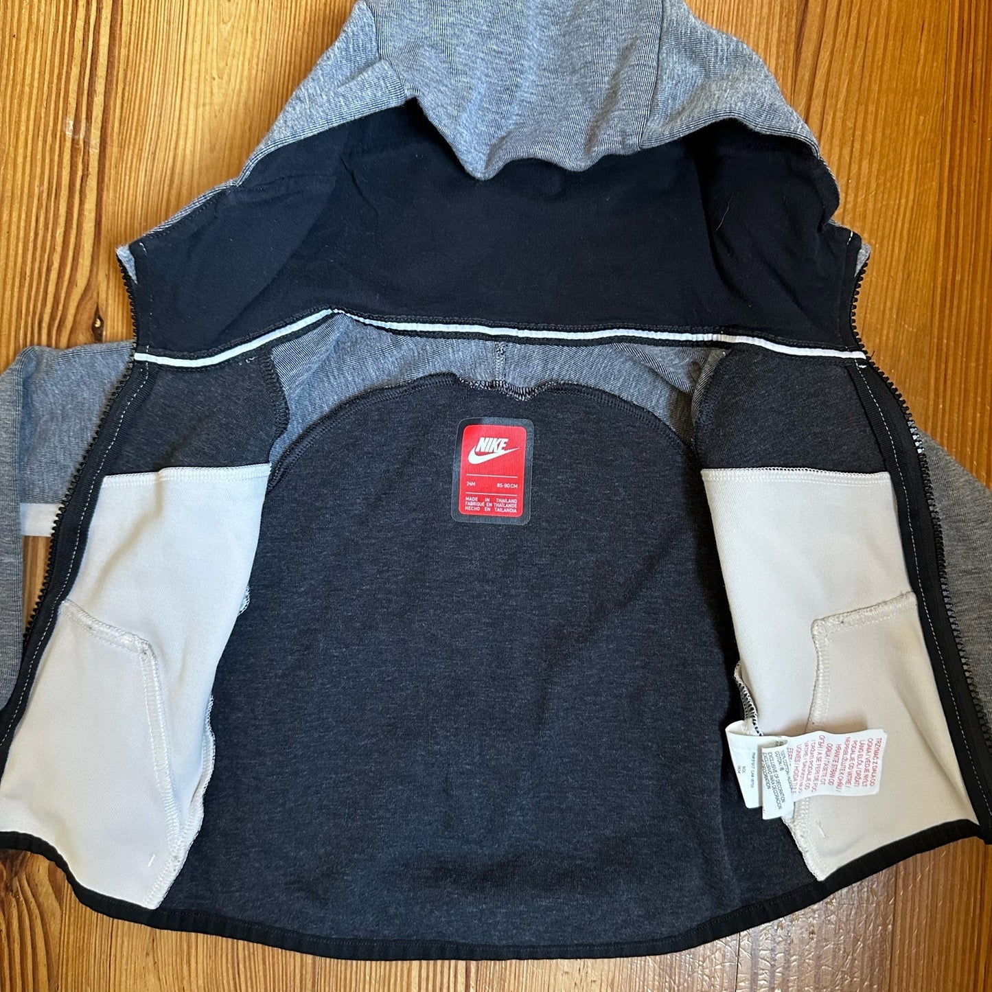 Nike white gray zip up hooded sweatshirt SIZE 24M