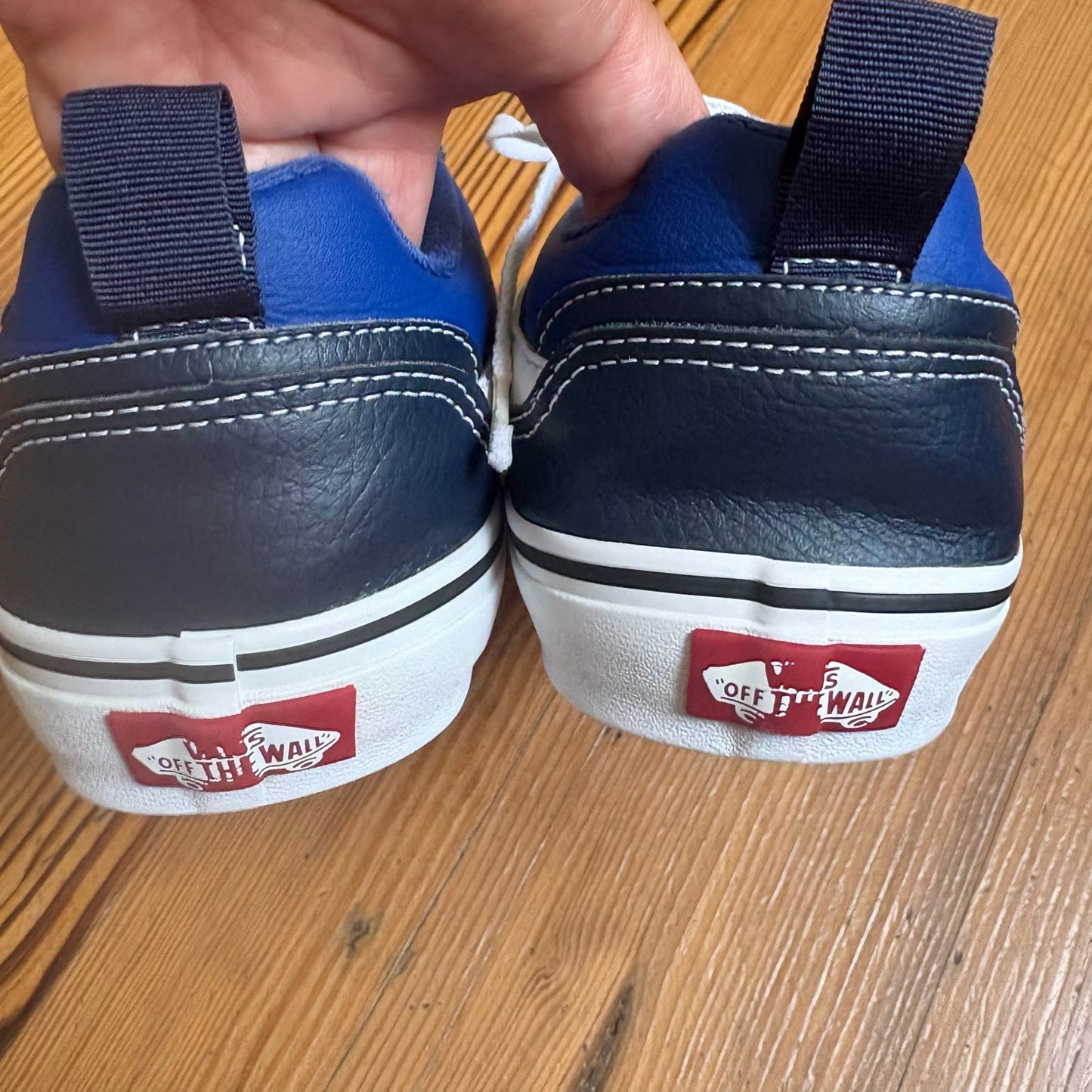 Vans Filmore blue two toned leather lace low top sneakers SIZE 8.5