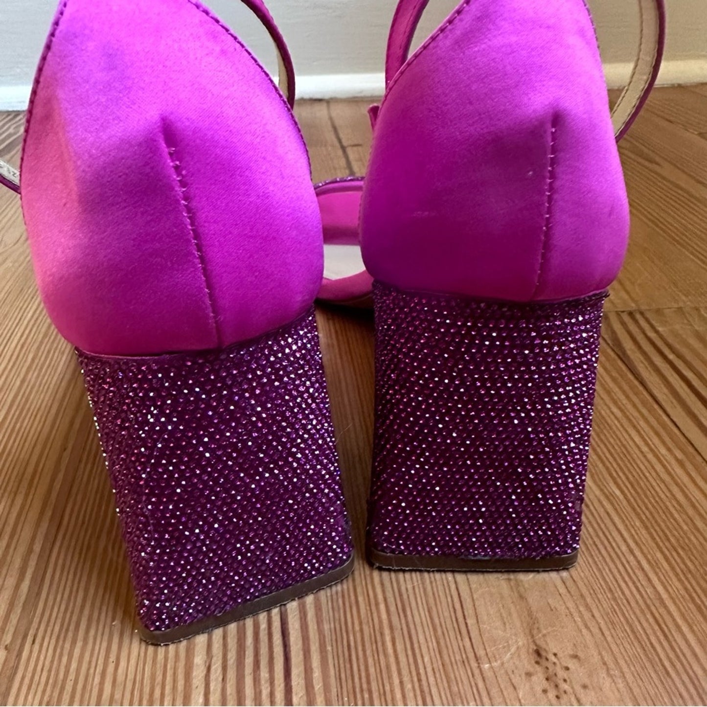 Vince Camuto hot pink rhinestone block heel ankle strap shoes SIZE 9.5