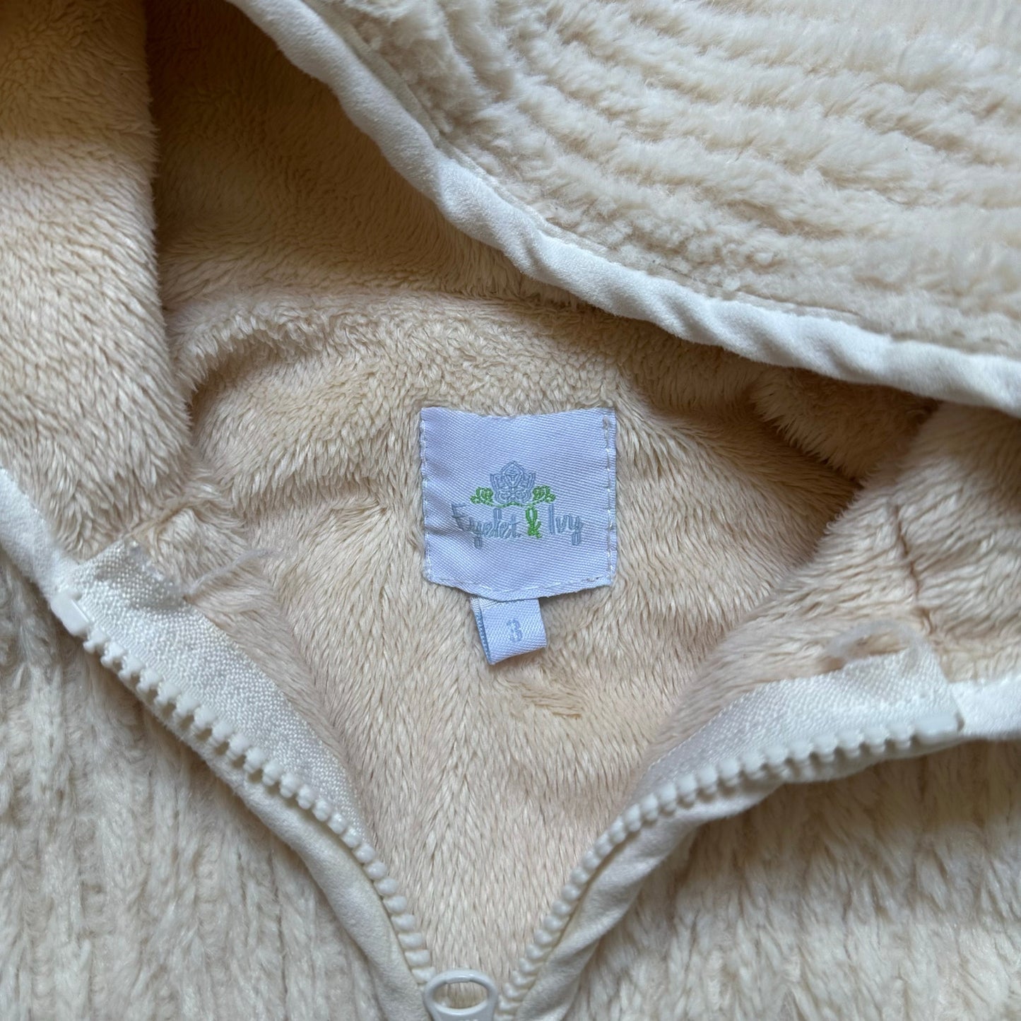 Eyelet & Ivy toddler ivory ribbed fleece hooded full zip sweater SIZE 3