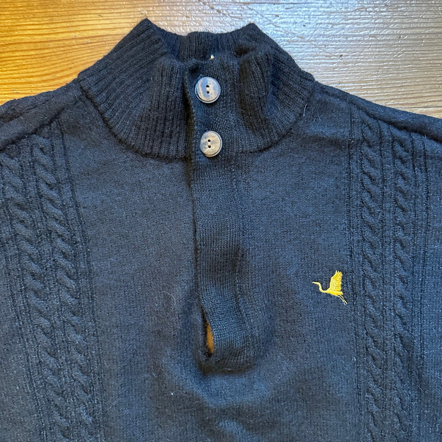 Carnoustie black baby alpaca quarter zip pullover sweater SIZE M